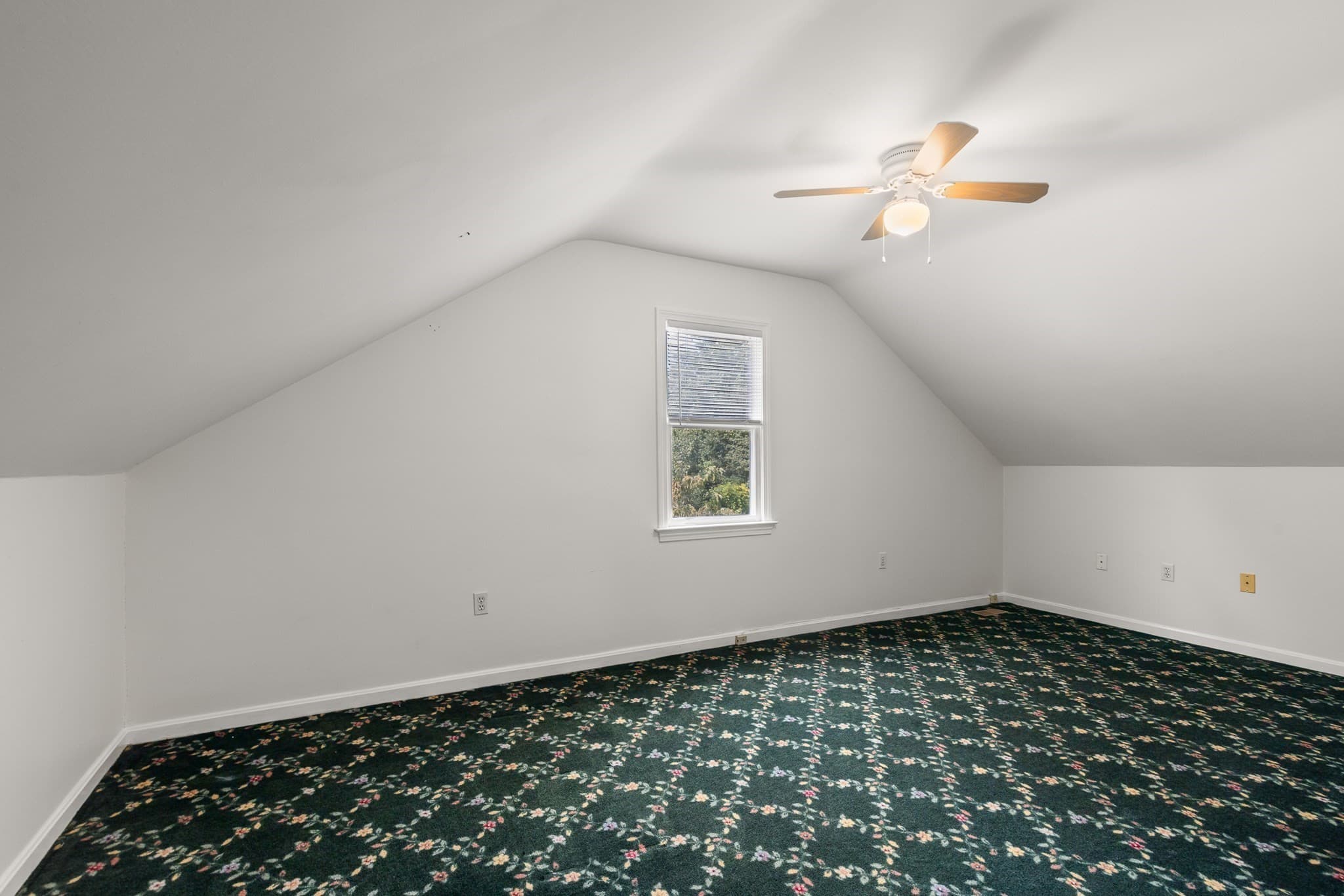 Condominium at 101 Brookline Way # 101, Rockland MA 02370, Rockland, photo 29 of 36