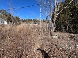 Residential at 68 Sabbatia Ln, Taunton MA 02780, Taunton, photo 8 of 16