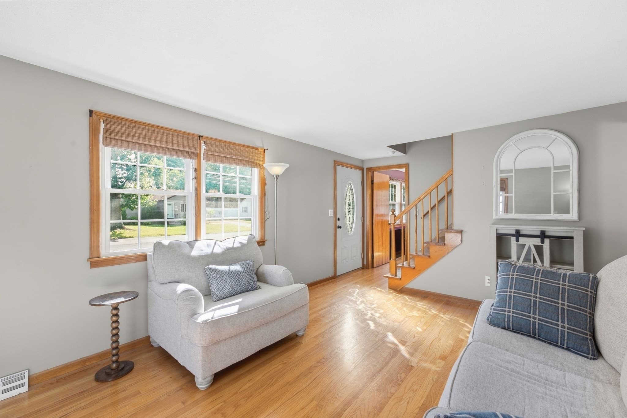 Single Family Residence at 158 Telegraph Ave, Chicopee MA 01020, Chicopee, photo 5 of 42