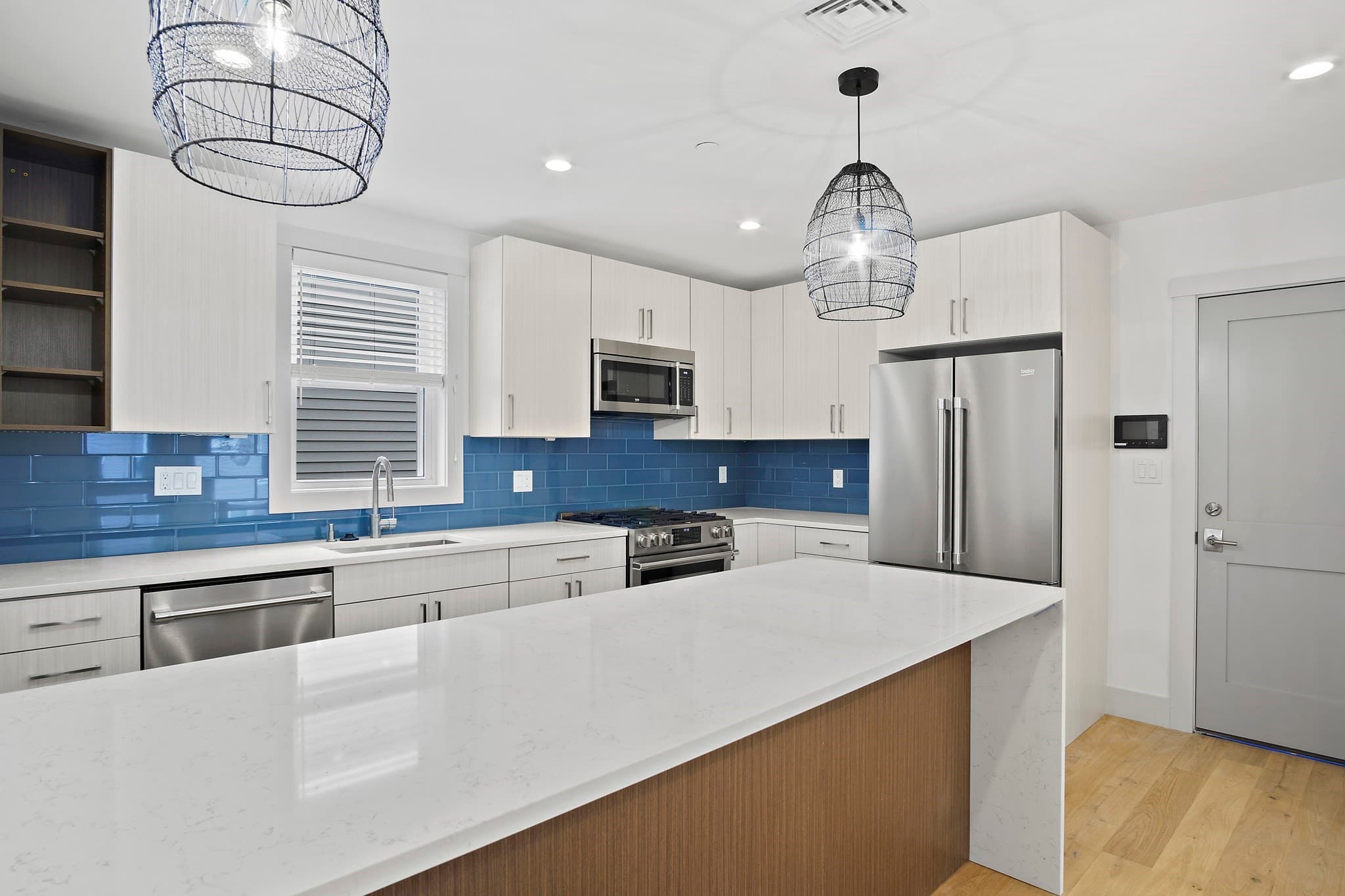 3 Family at 26 Crescent Ave, Boston MA 02125, Boston, photo 3 of 22