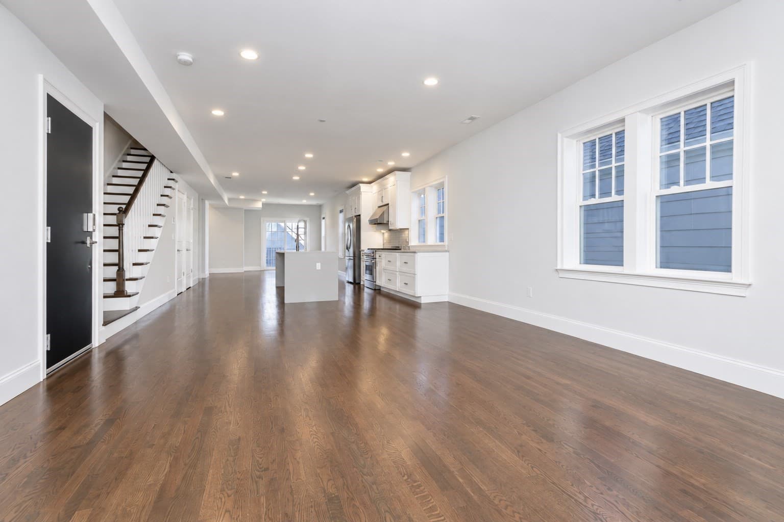 Condominium at 141 W 6th St # 3, Boston MA 02127, Boston, photo 6 of 42