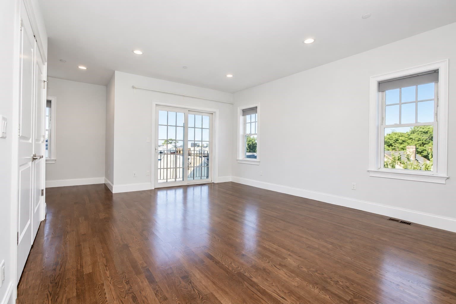 Condominium at 141 W 6th St # 3, Boston MA 02127, Boston, photo 16 of 42