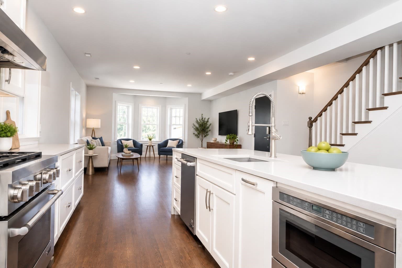 Condominium at 141 W 6th St # 3, Boston MA 02127, Boston, photo 4 of 42