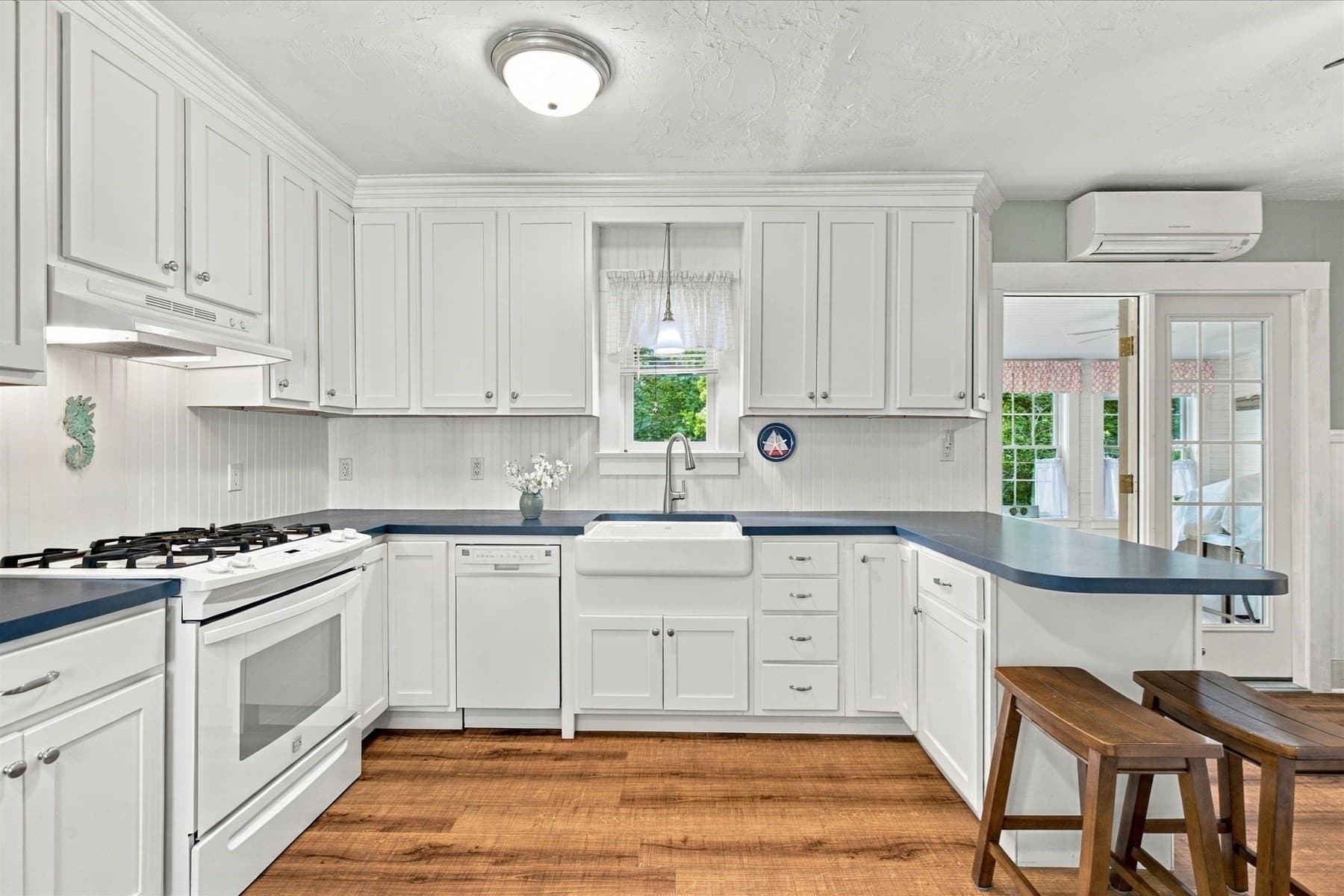 Single Family Residence at 2019 Main, Barnstable MA 02648, Barnstable, photo 12 of 37