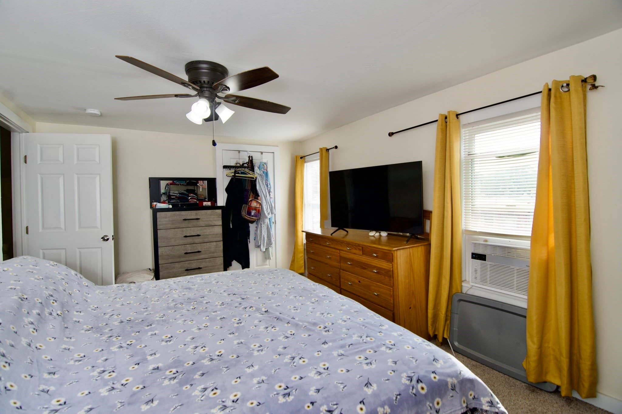 Single Family Residence at 35 Thayer Ave, Springfield MA 01108, Springfield, photo 29 of 33