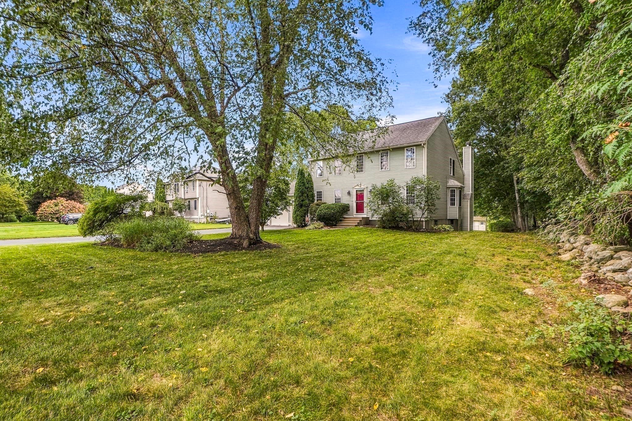 Single Family Residence at 21 Lyons Rd, Dudley MA 01571, Dudley, photo 3 of 39