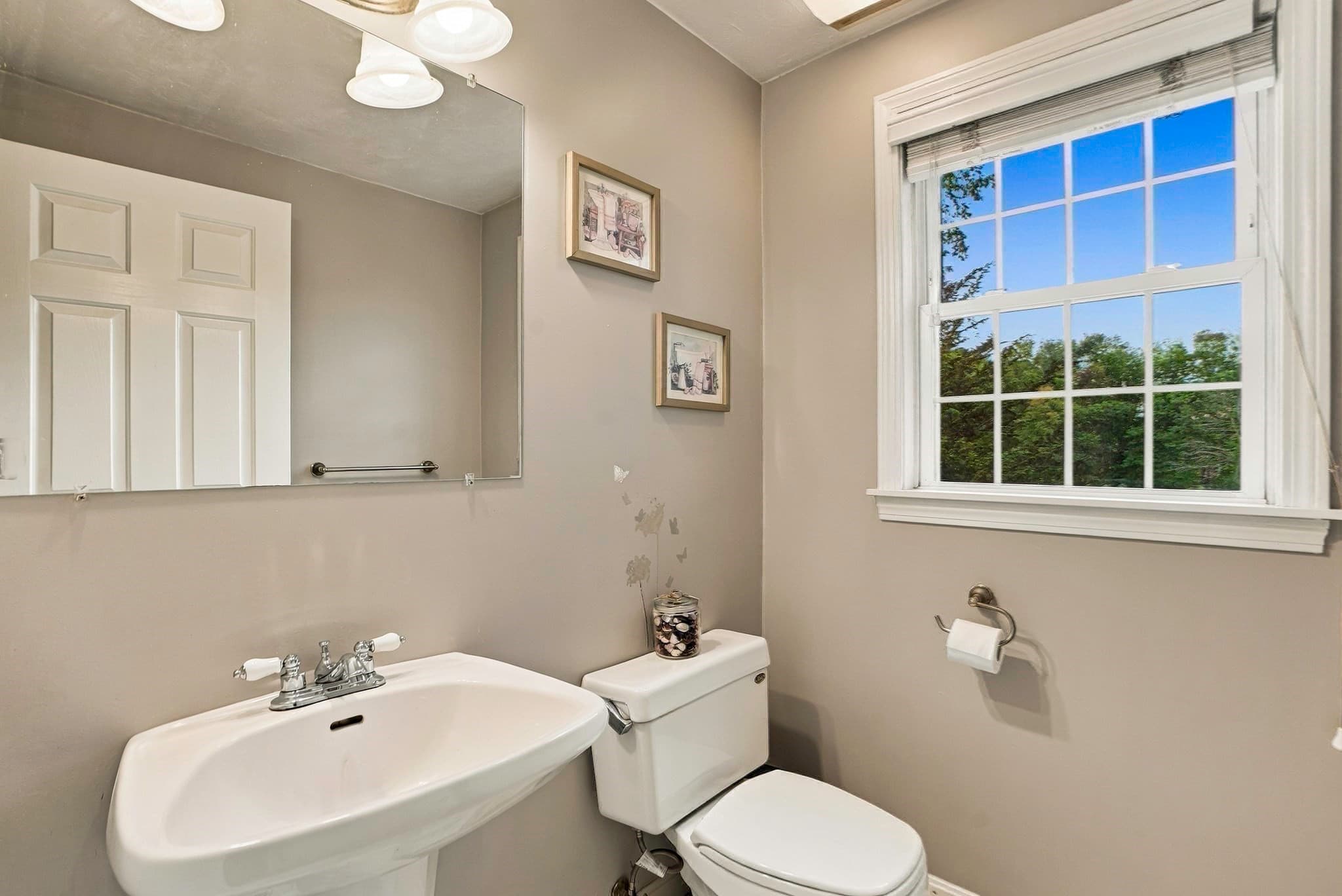 Single Family Residence at 21 Lyons Rd, Dudley MA 01571, Dudley, photo 20 of 39
