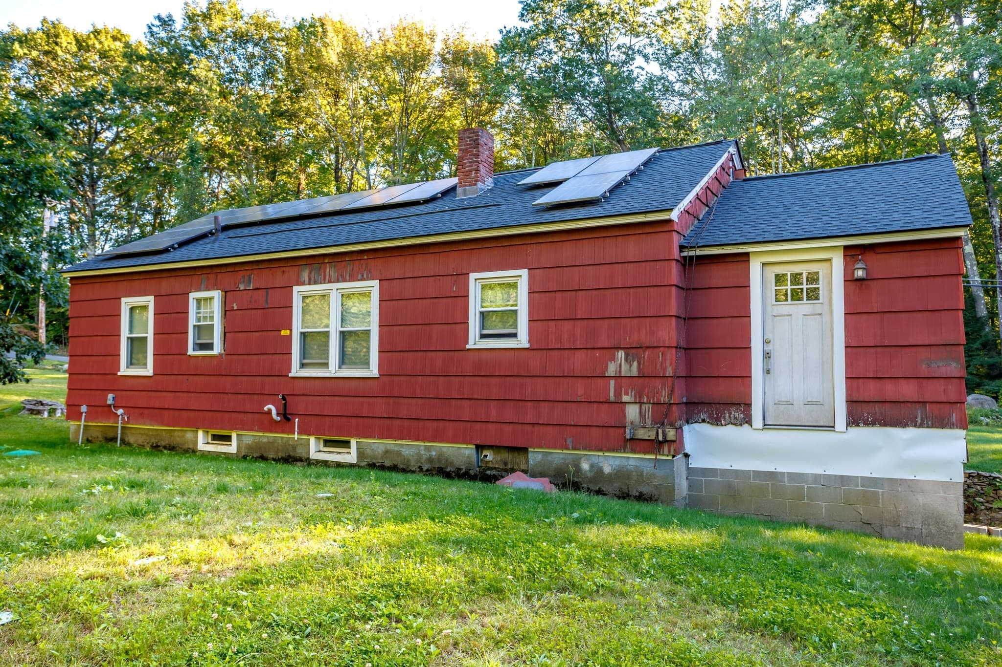 Single Family Residence at 127 Pleasant St, Lunenburg MA 01462, Lunenburg, photo 6 of 26