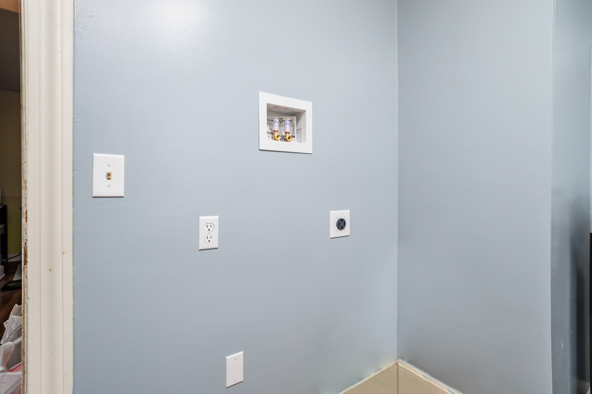 Single Family Residence at 127 Pleasant St, Lunenburg MA 01462, Lunenburg, photo 16 of 26