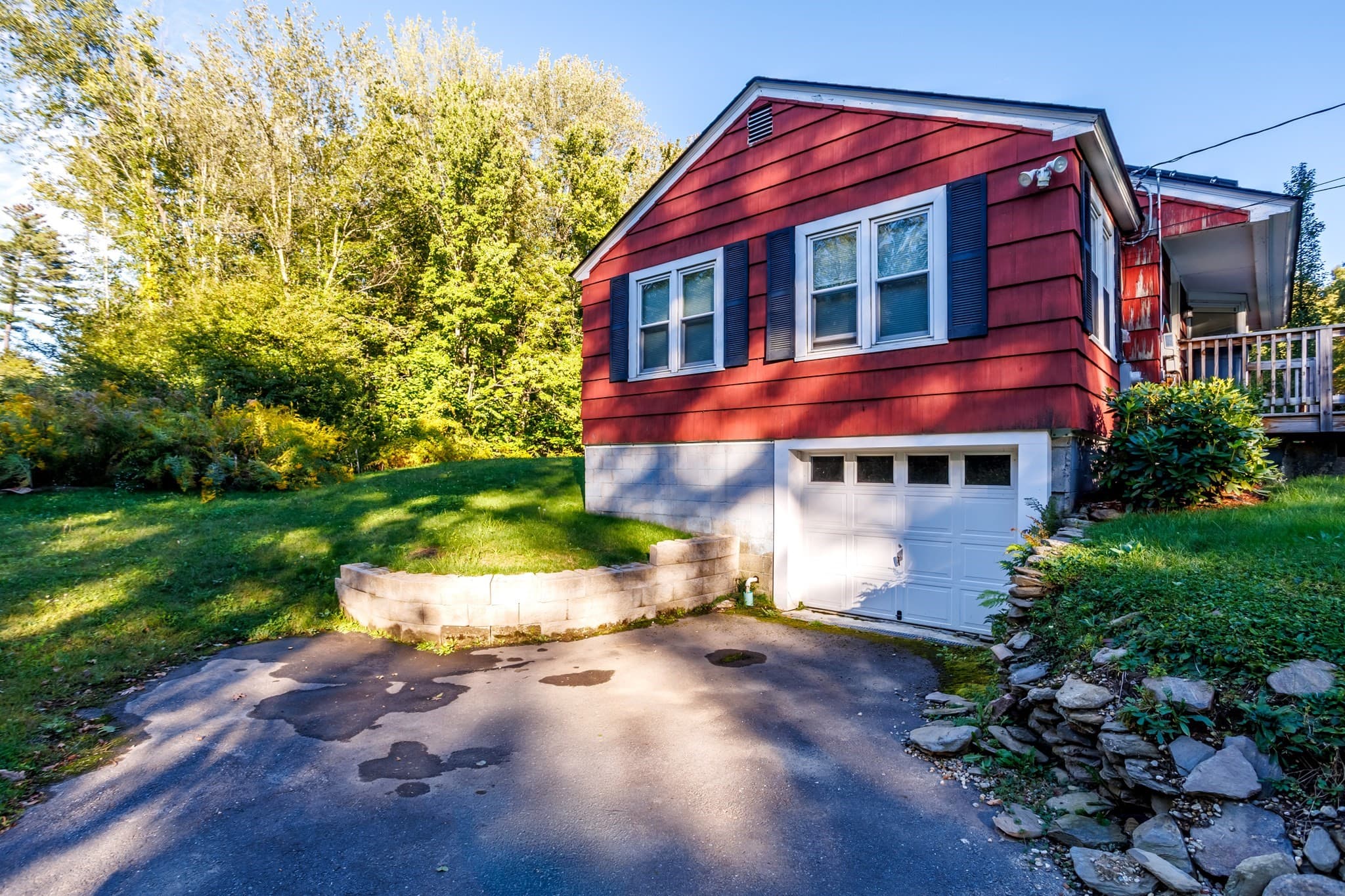 Single Family Residence at 127 Pleasant St, Lunenburg MA 01462, Lunenburg, photo 7 of 26