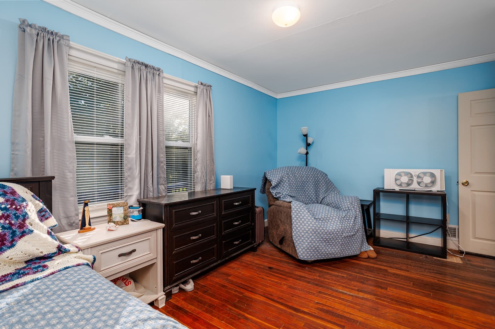 Single Family Residence at 127 Pleasant St, Lunenburg MA 01462, Lunenburg, photo 9 of 26