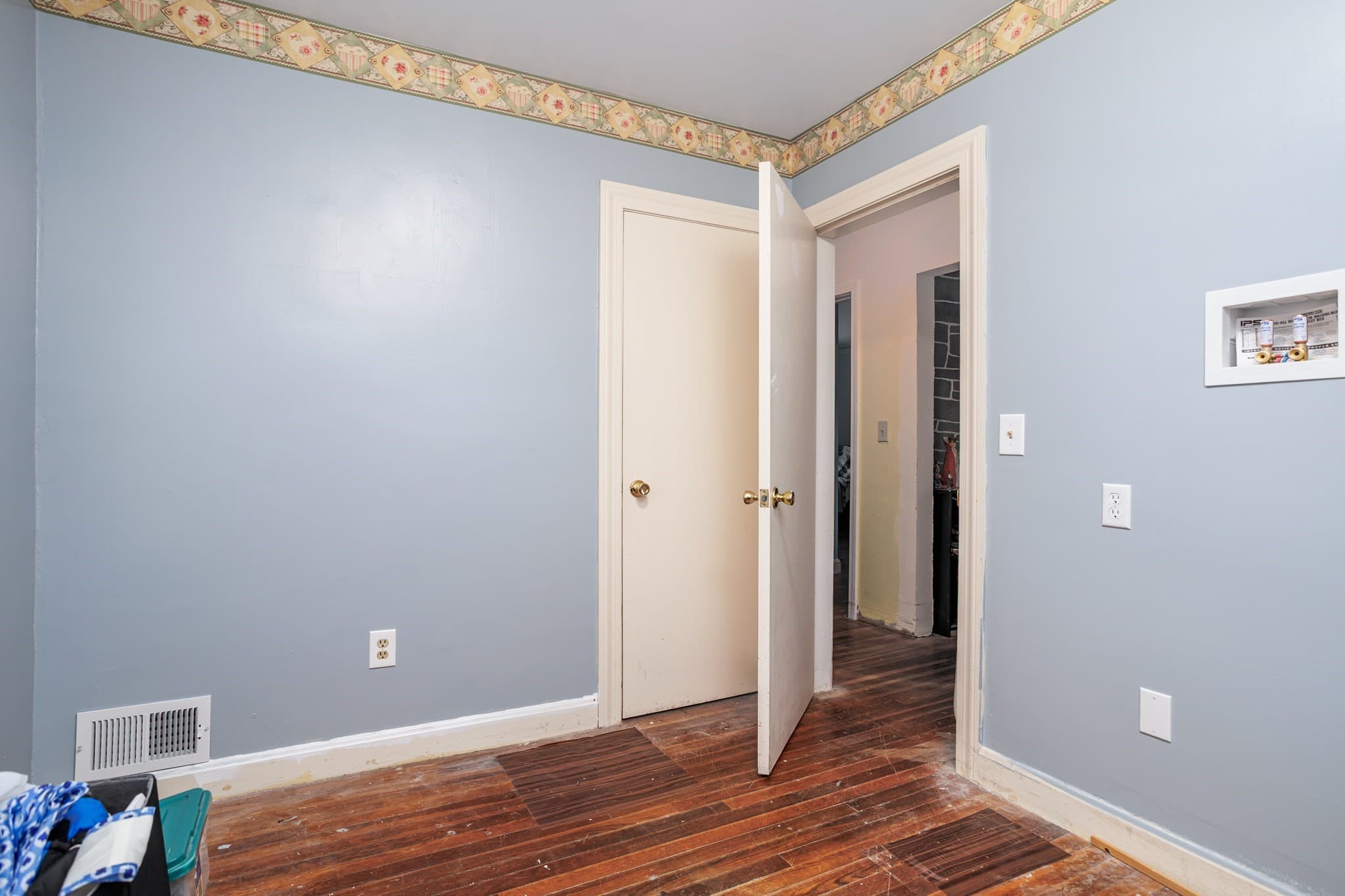 Single Family Residence at 127 Pleasant St, Lunenburg MA 01462, Lunenburg, photo 15 of 26