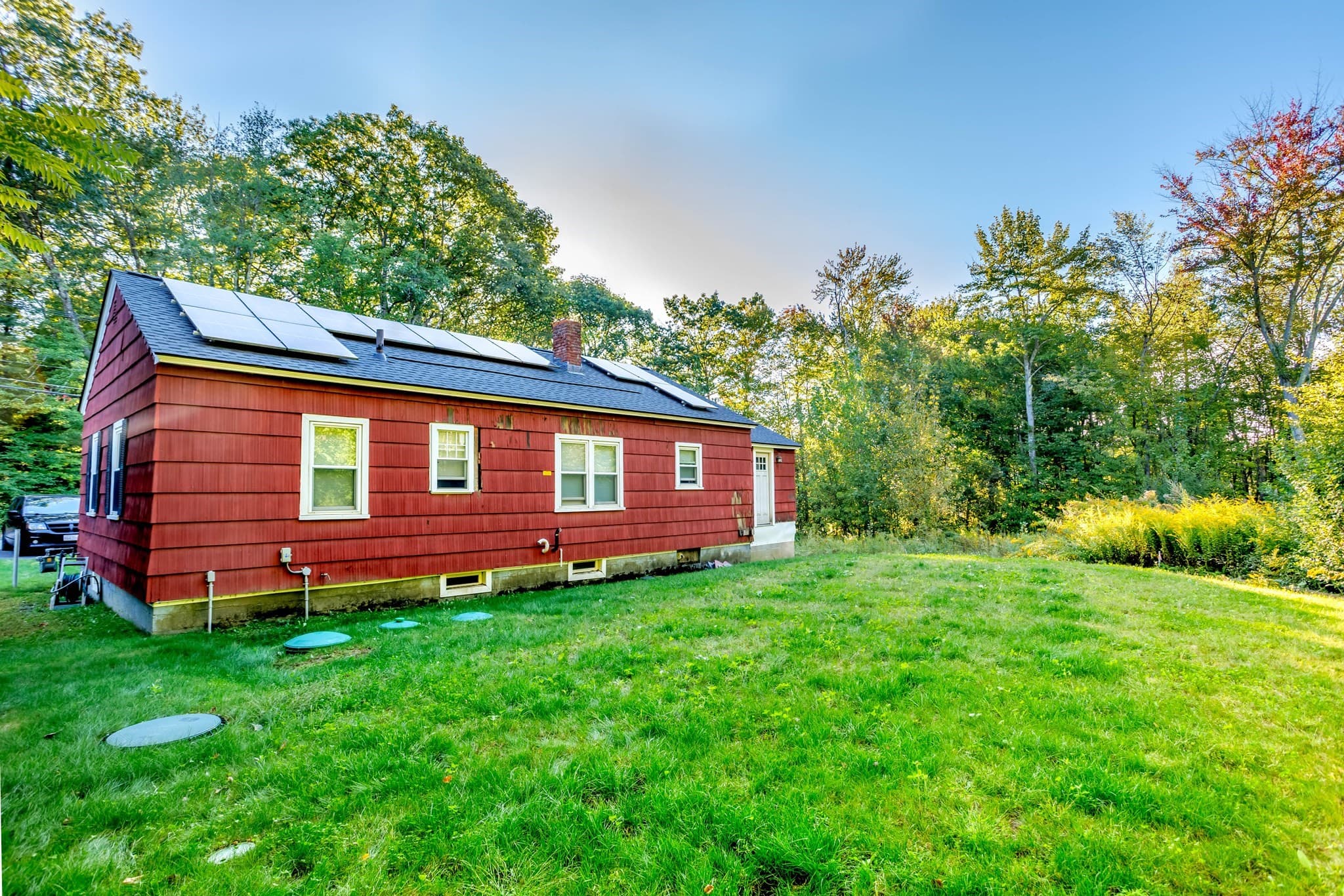 Single Family Residence at 127 Pleasant St, Lunenburg MA 01462, Lunenburg, photo 4 of 26