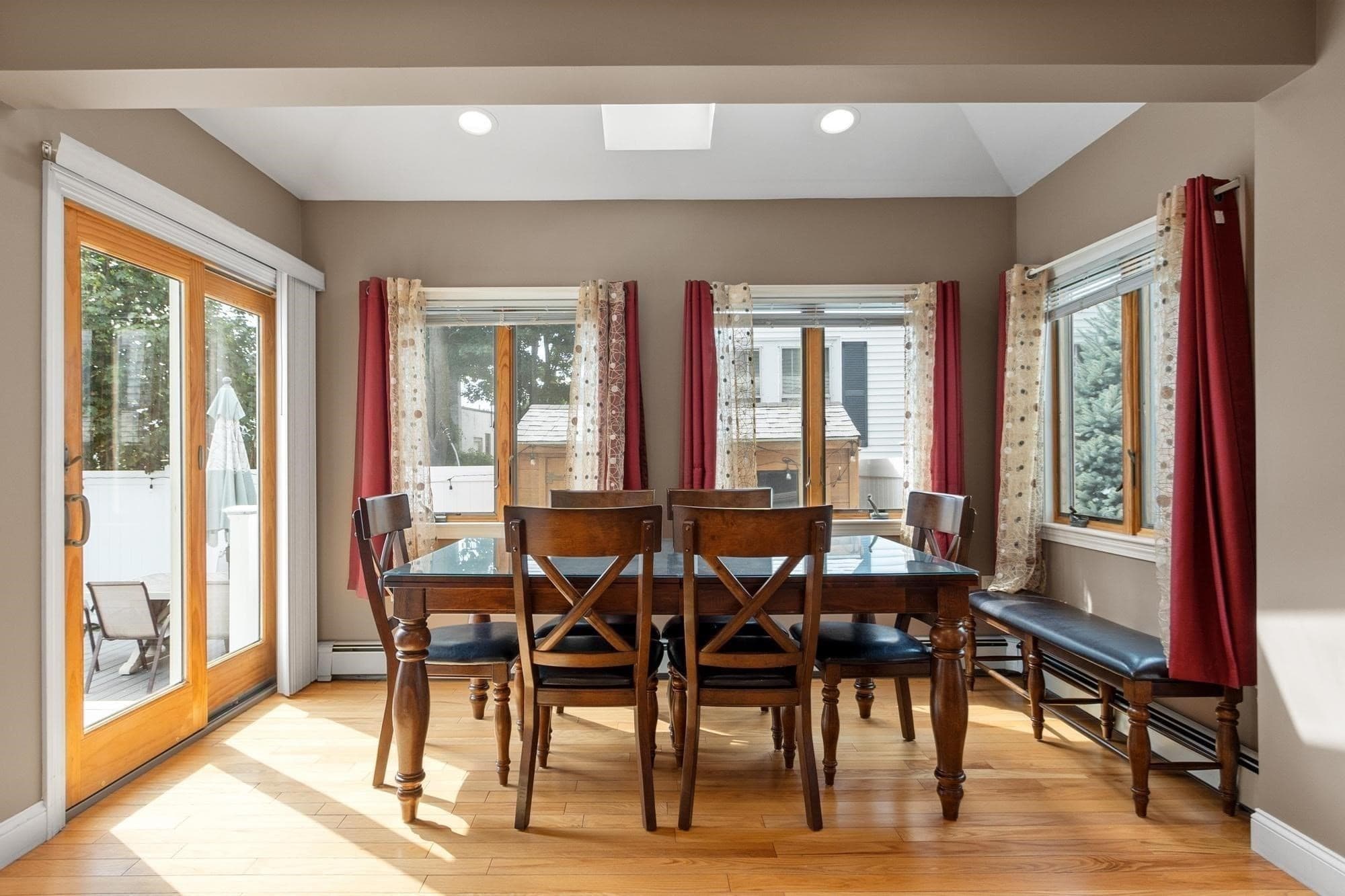 Single Family Residence at 102 Narragansett Rd, Quincy MA 02169, Quincy, photo 13 of 41