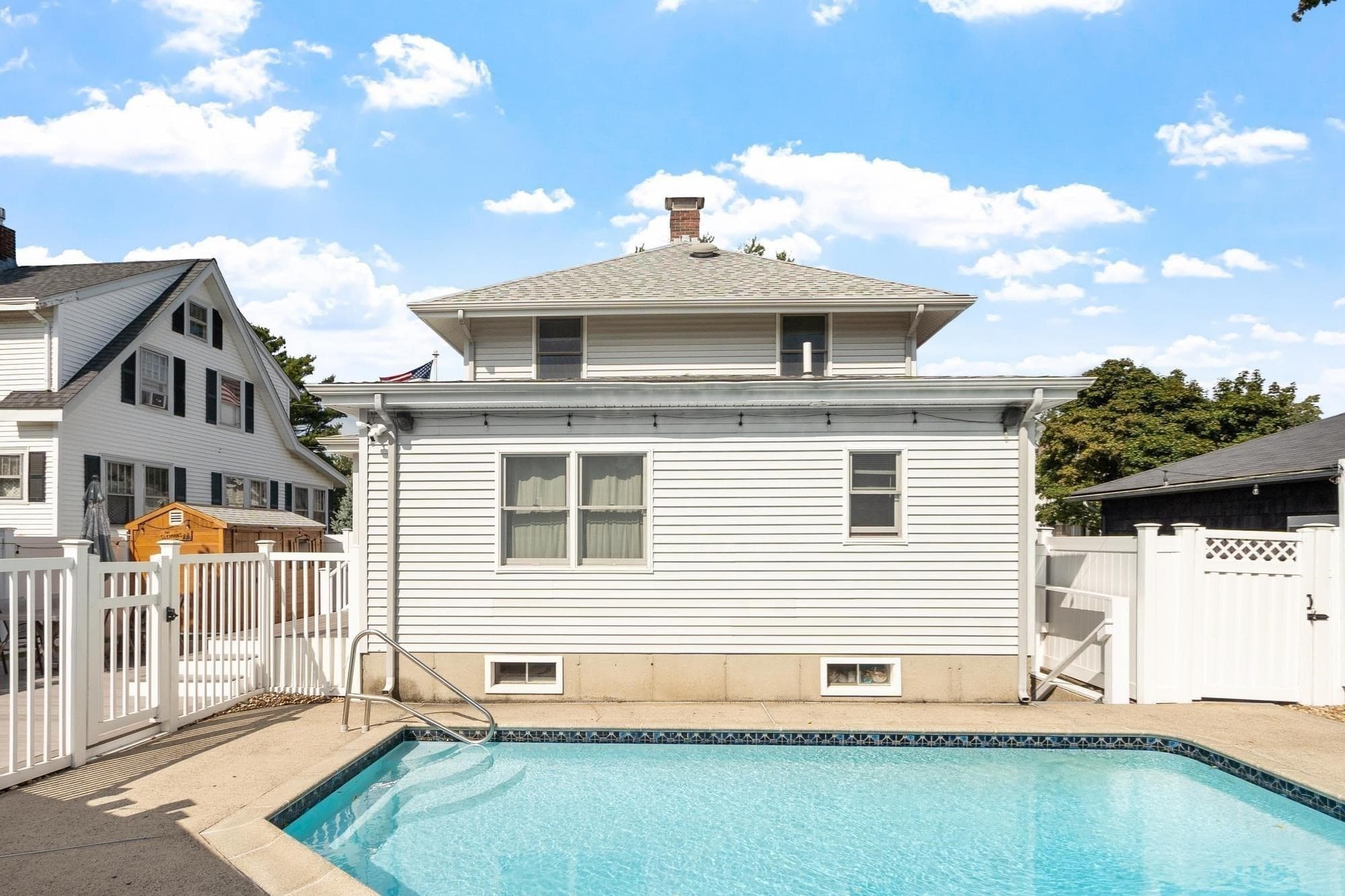 Single Family Residence at 102 Narragansett Rd, Quincy MA 02169, Quincy, photo 30 of 41