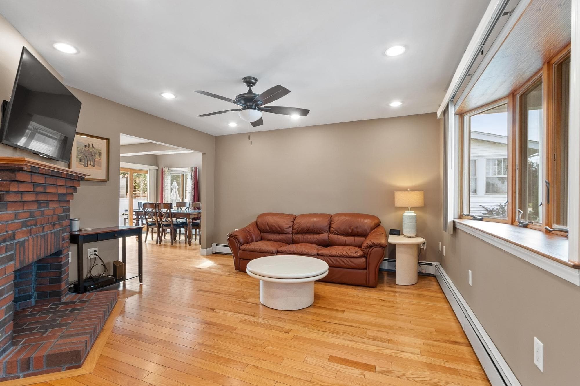 Single Family Residence at 102 Narragansett Rd, Quincy MA 02169, Quincy, photo 8 of 41