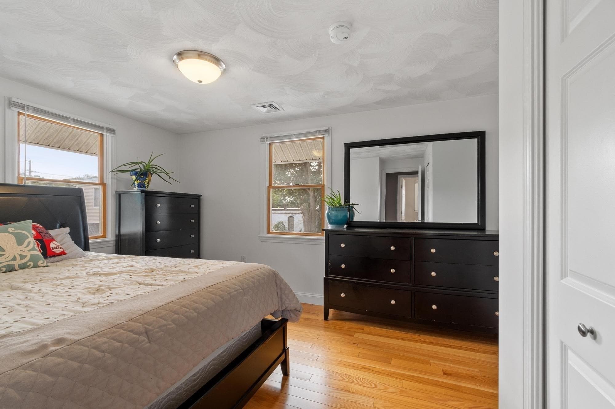 Single Family Residence at 102 Narragansett Rd, Quincy MA 02169, Quincy, photo 21 of 41