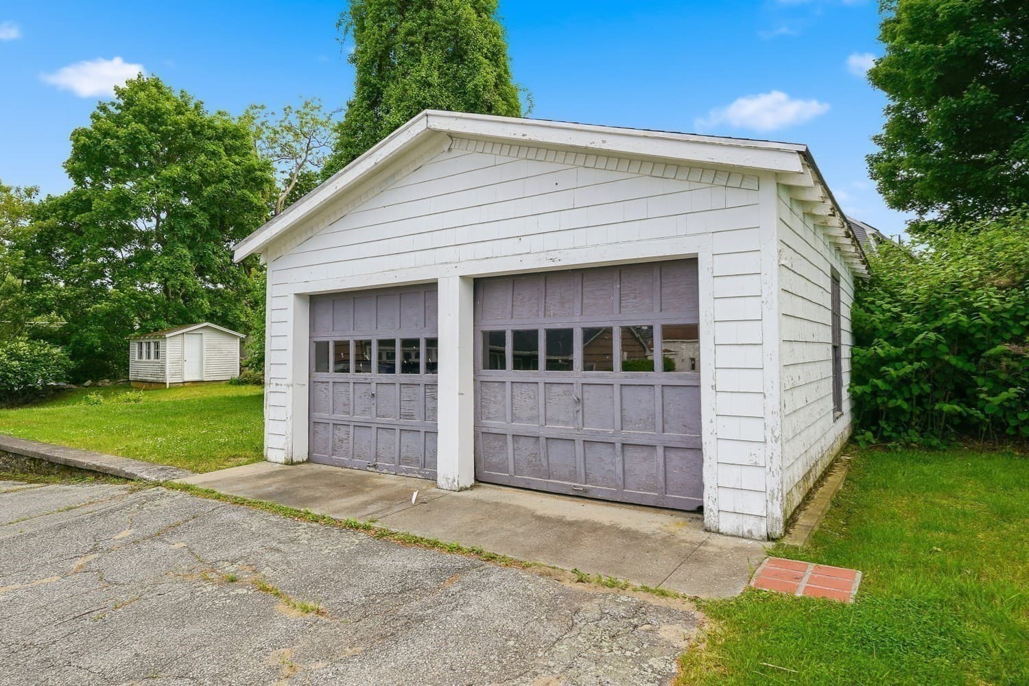 3 Family at 7 Slater, Webster MA 01570, Webster, photo 3 of 32