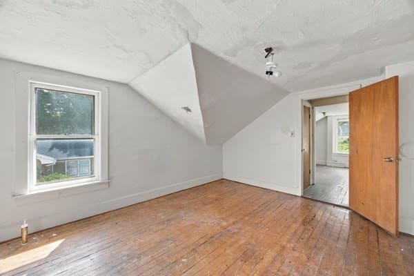 3 Family at 7 Slater, Webster MA 01570, Webster, photo 10 of 32