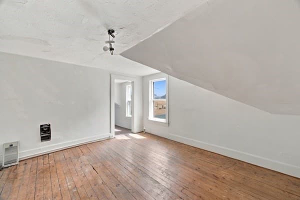 3 Family at 7 Slater, Webster MA 01570, Webster, photo 14 of 32