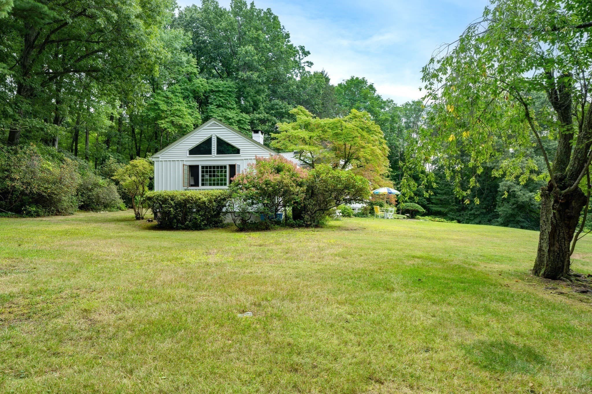Single Family Residence at 134 Maplewood Terrace, Northampton MA 01060, Northampton, photo 7 of 31