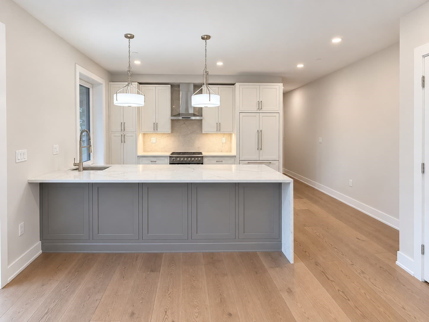 Condominium at 804 East 7th Street # 203, Boston MA 02127, Boston, photo 2 of 20