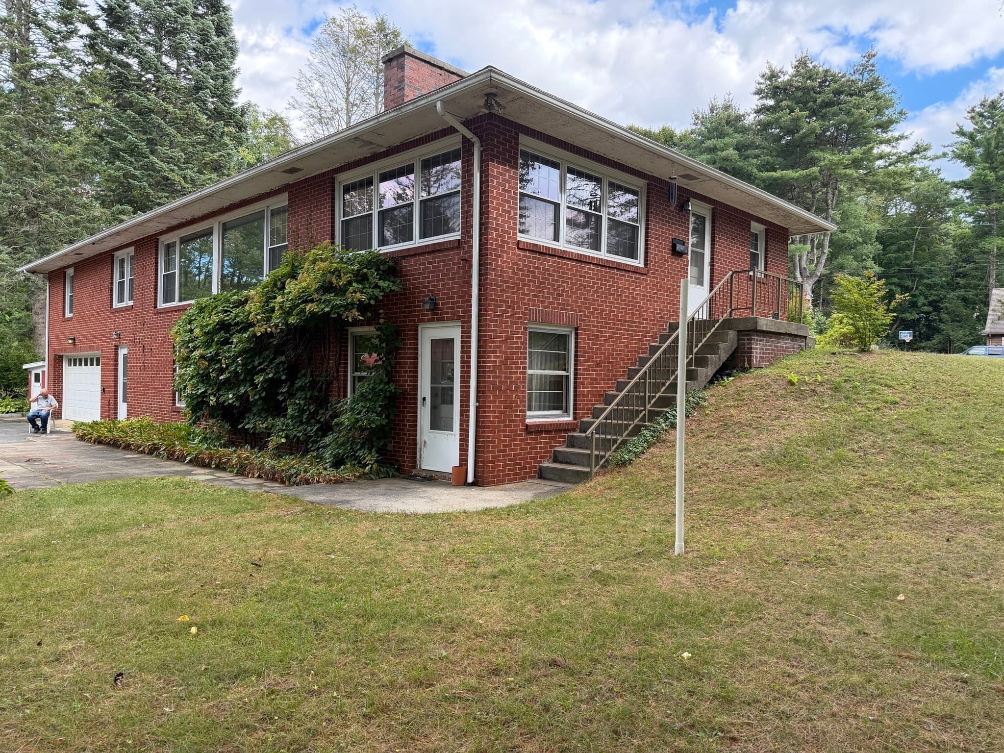 Single Family Residence at 400 Shearer St, Palmer MA 01069, Palmer, photo 2 of 42