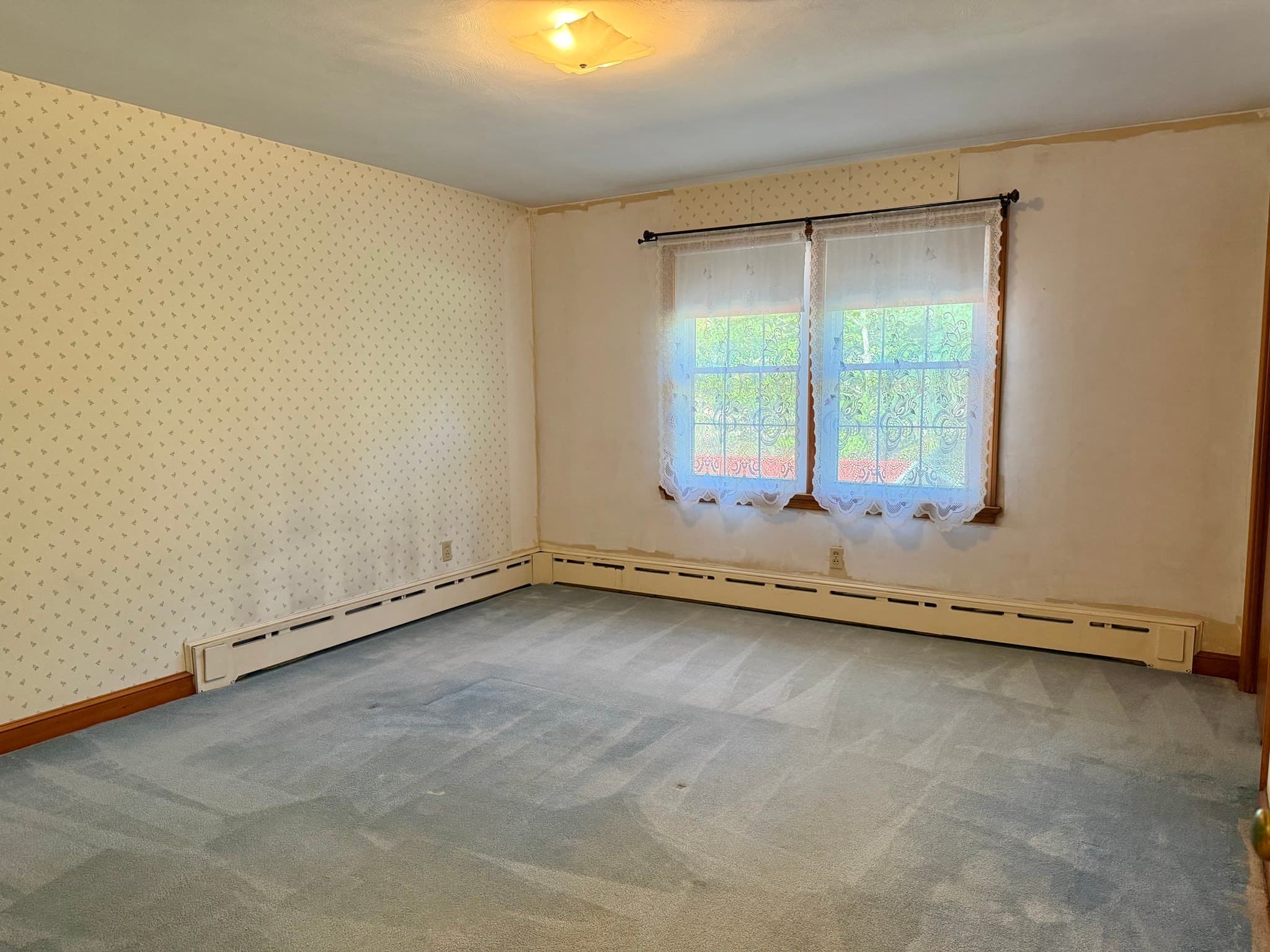 Single Family Residence at 400 Shearer St, Palmer MA 01069, Palmer, photo 20 of 42