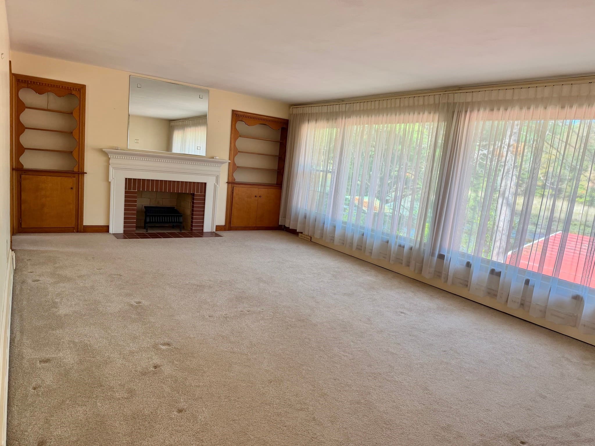 Single Family Residence at 400 Shearer St, Palmer MA 01069, Palmer, photo 14 of 42