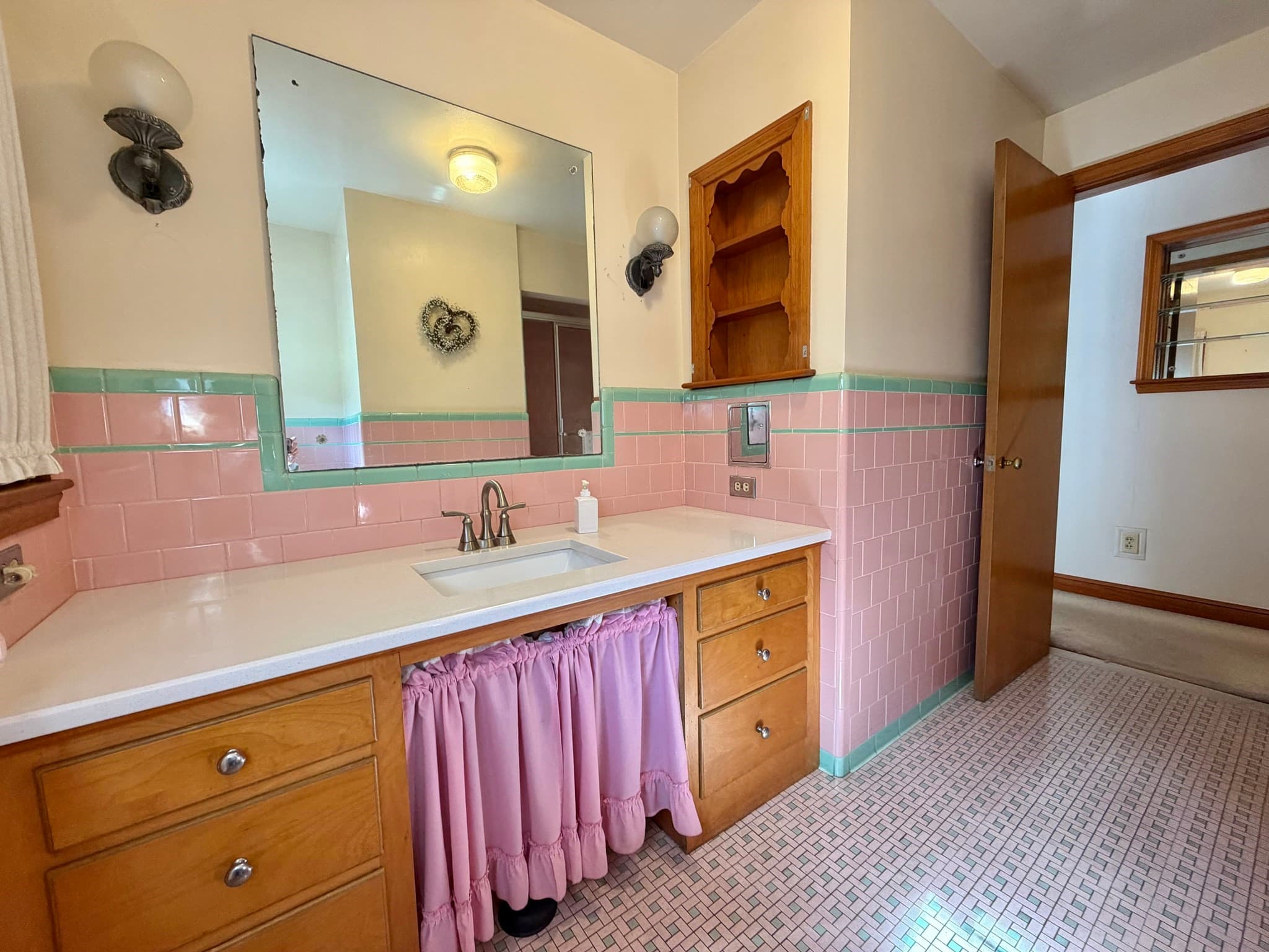 Single Family Residence at 400 Shearer St, Palmer MA 01069, Palmer, photo 19 of 42