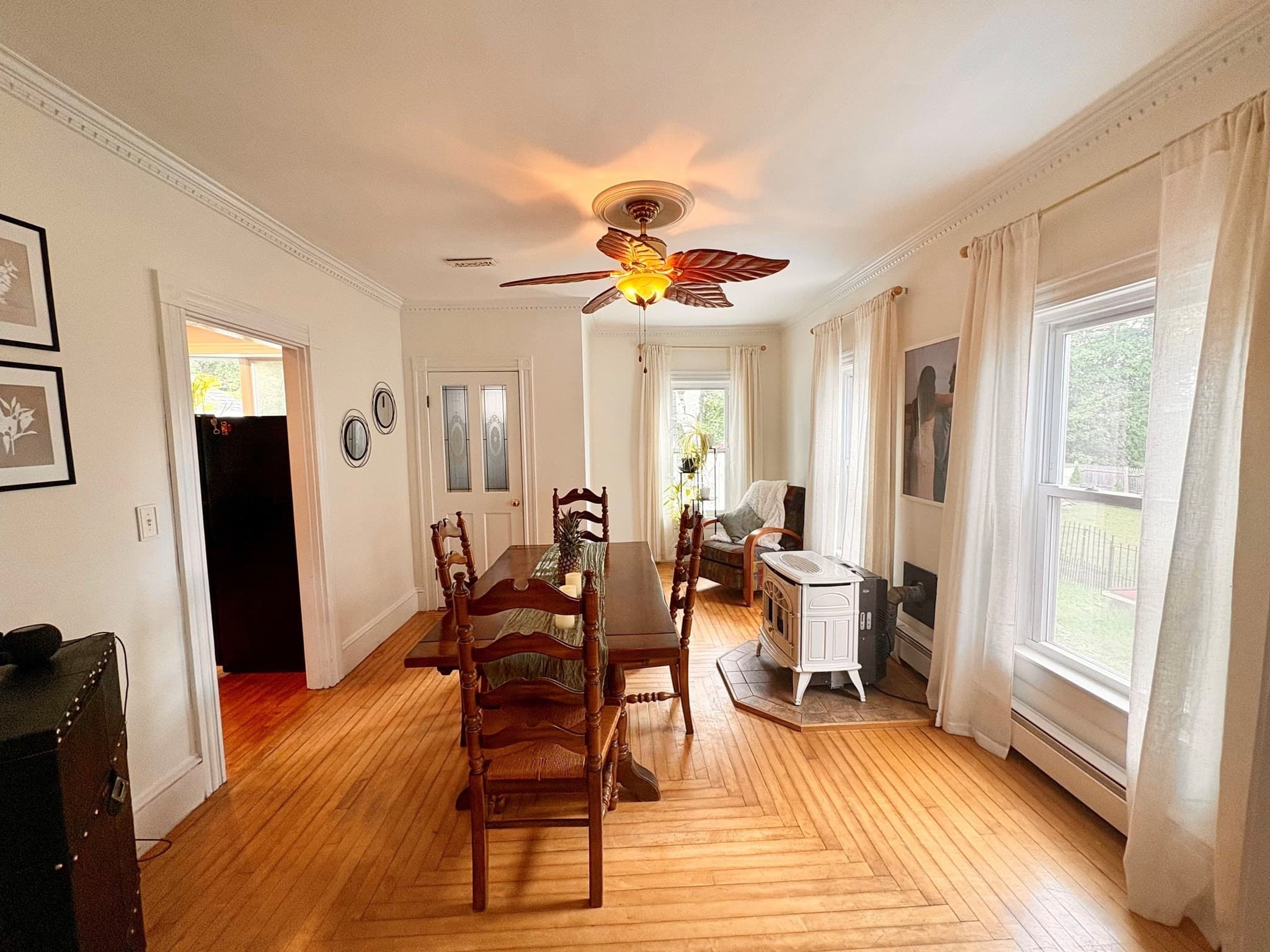 Single Family Residence at 174 Center Avenue, Middleboro MA 02346, Middleboro, photo 5 of 16