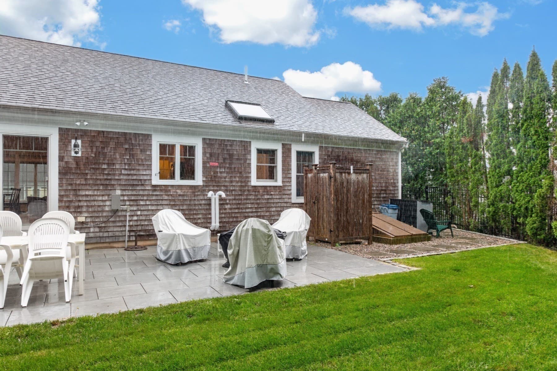Single Family Residence at 276 Pheasant Hill Cir, Barnstable MA 02635, Barnstable, photo 4 of 39