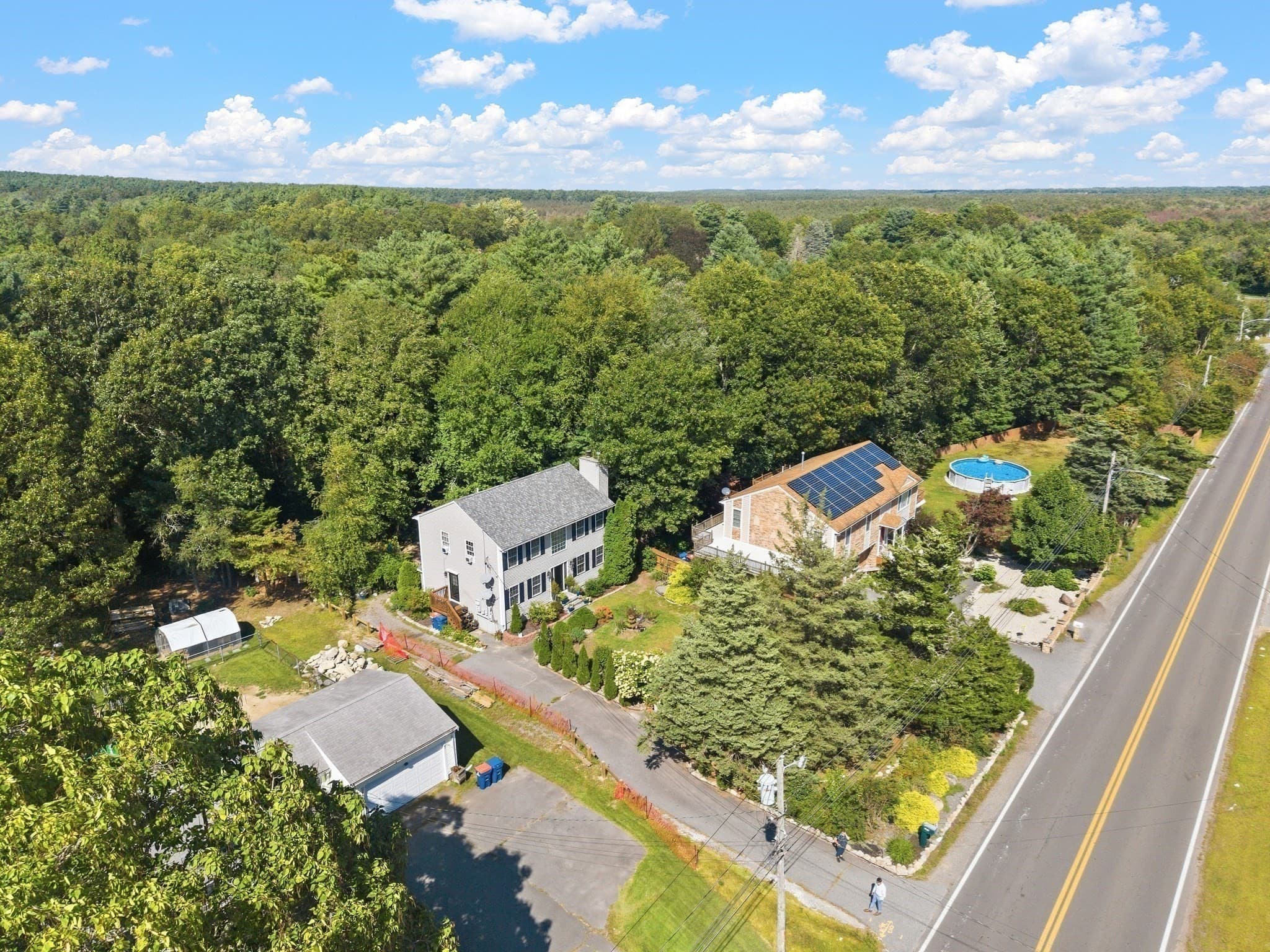 Single Family Residence at 777 New Plainville Rd, New Bedford MA 02745, New Bedford, photo 2 of 38