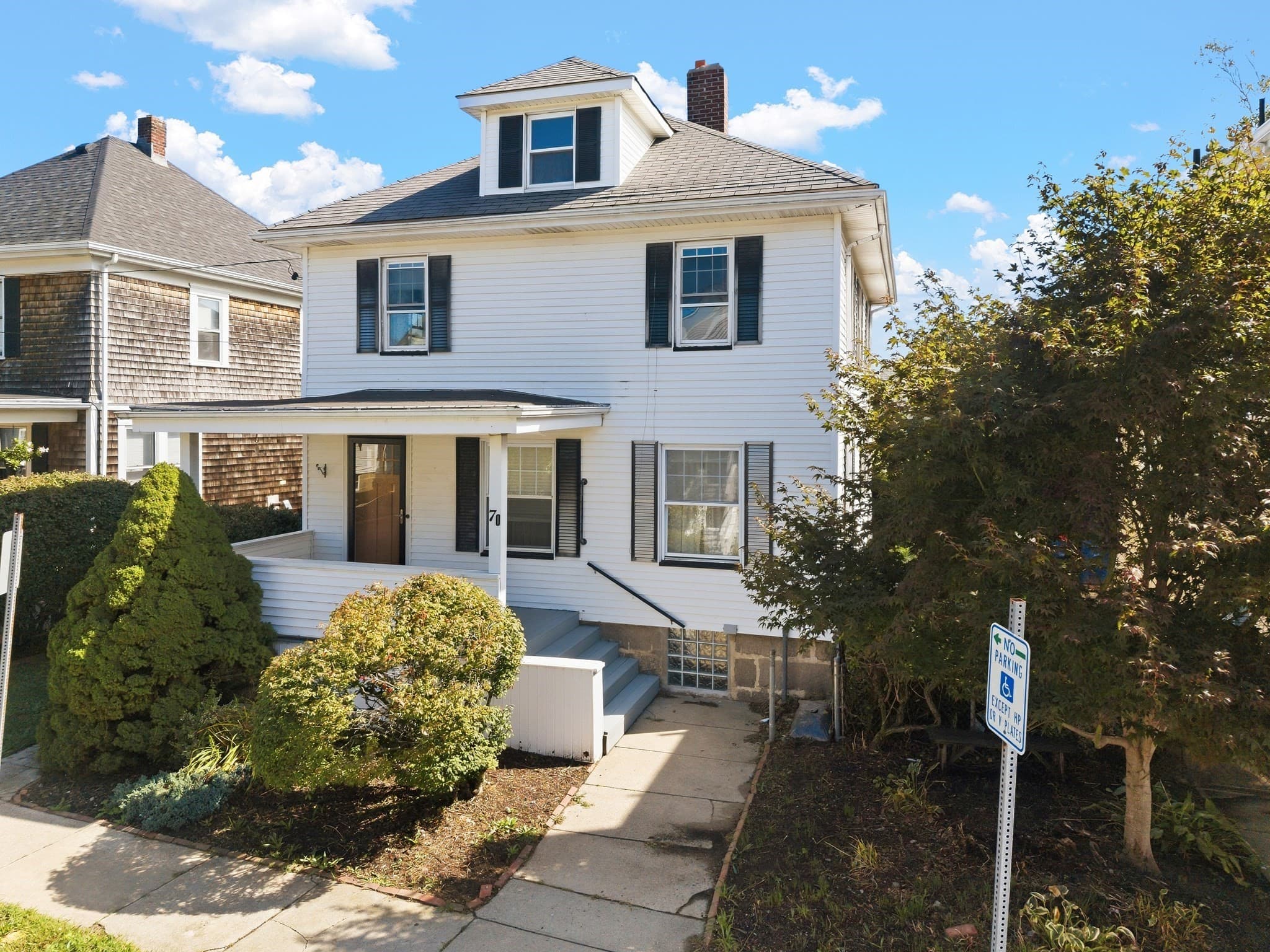 70 Rounds St, New Bedford MA 02740