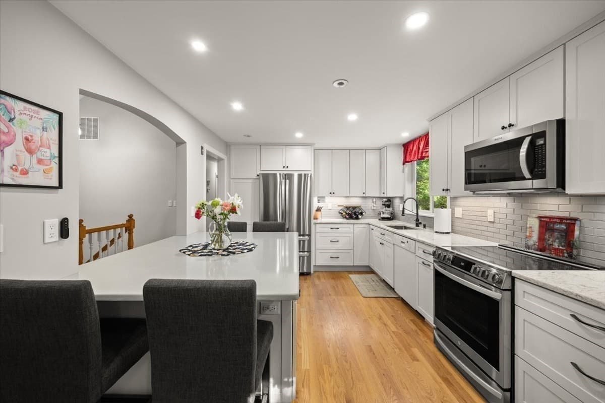 Single Family Residence at 3 Woodland Dr, Easton MA 02375, Easton, photo 10 of 42