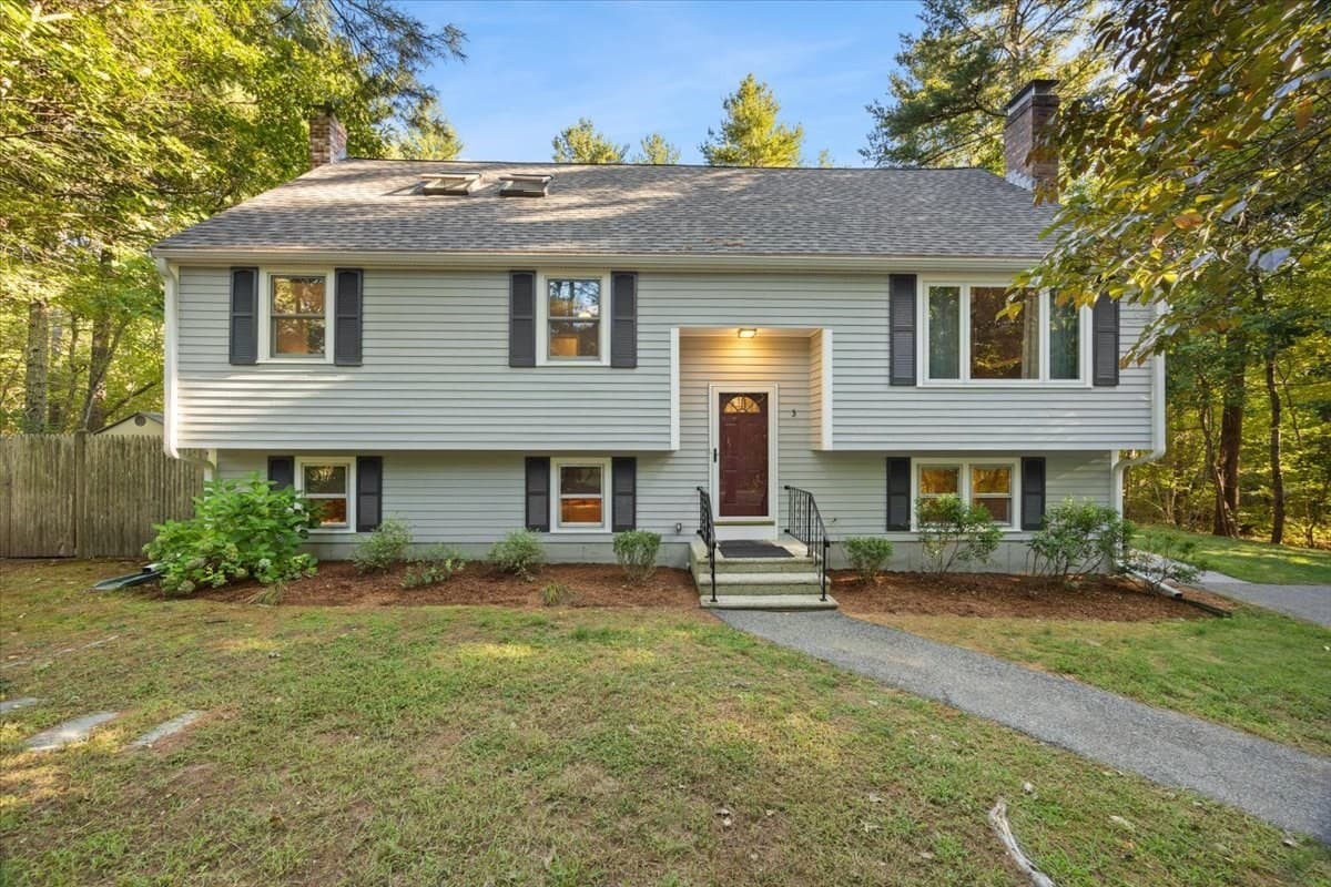 Single Family Residence at 3 Woodland Dr, Easton MA 02375, Easton, photo 41 of 42
