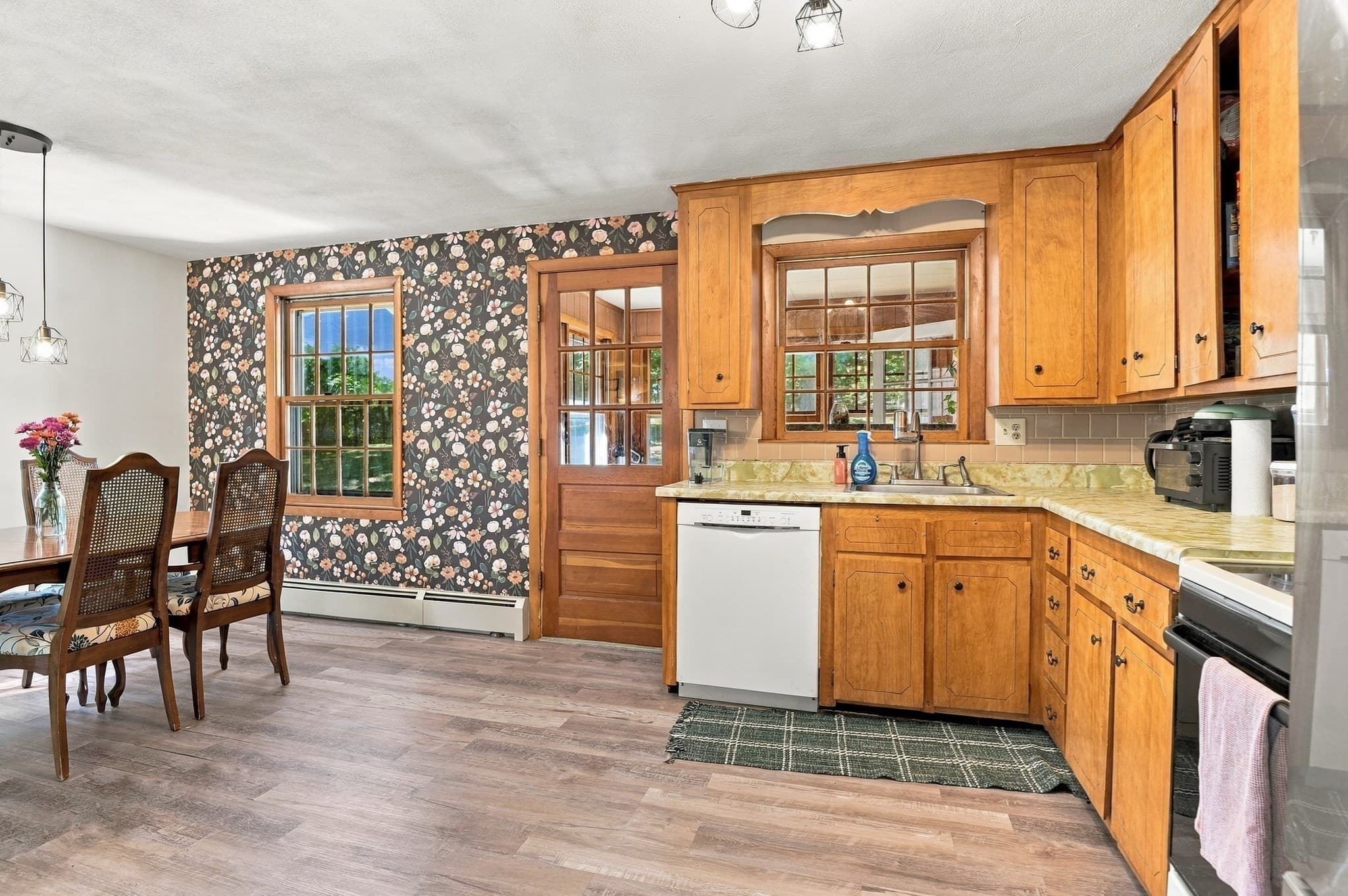 Single Family Residence at 33 Braney Road, Millbury MA 01527, Millbury, photo 9 of 28
