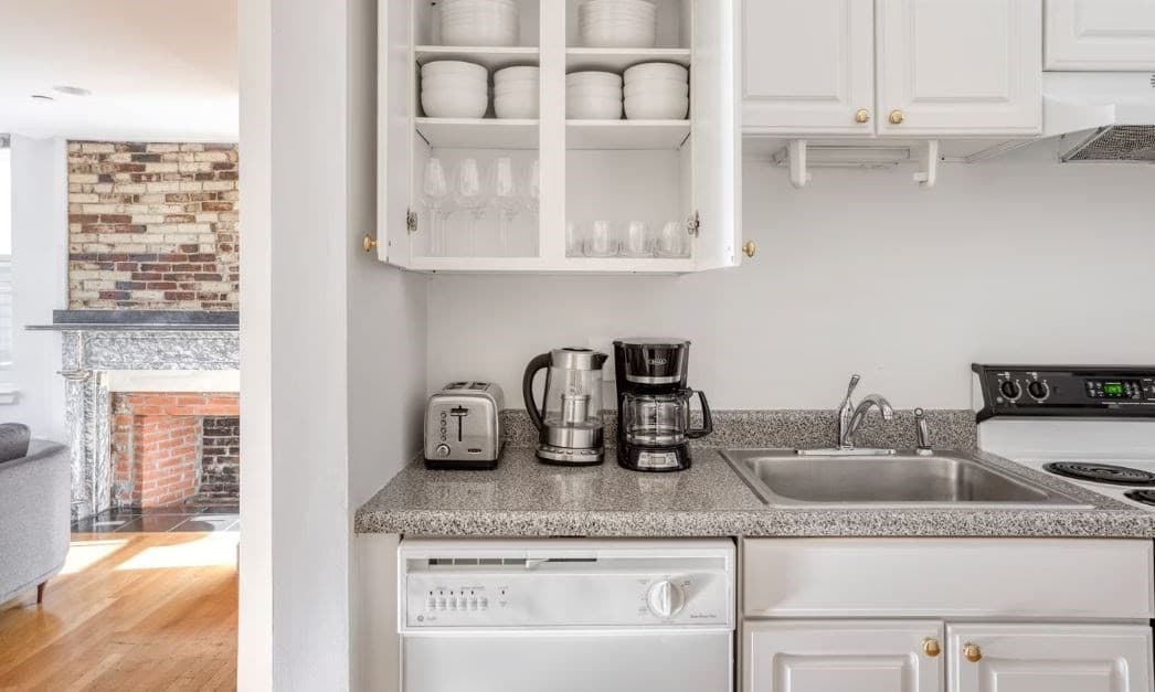 5-9 Family at 14-16 Derne Street, Boston MA 02114, Boston, photo 9 of 11