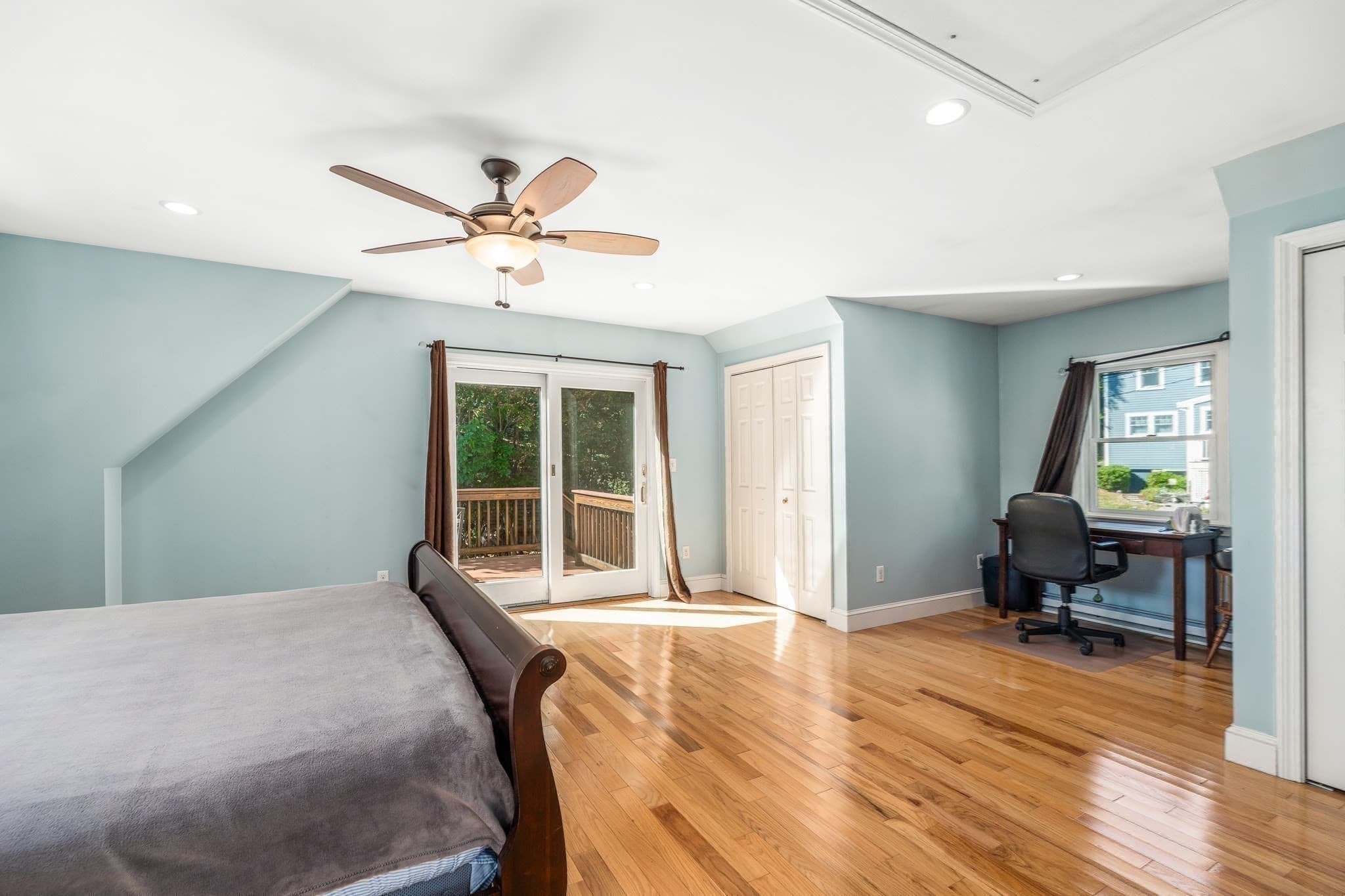 Single Family Residence at 2 Hunter Road, Gloucester MA 01930, Gloucester, photo 16 of 25