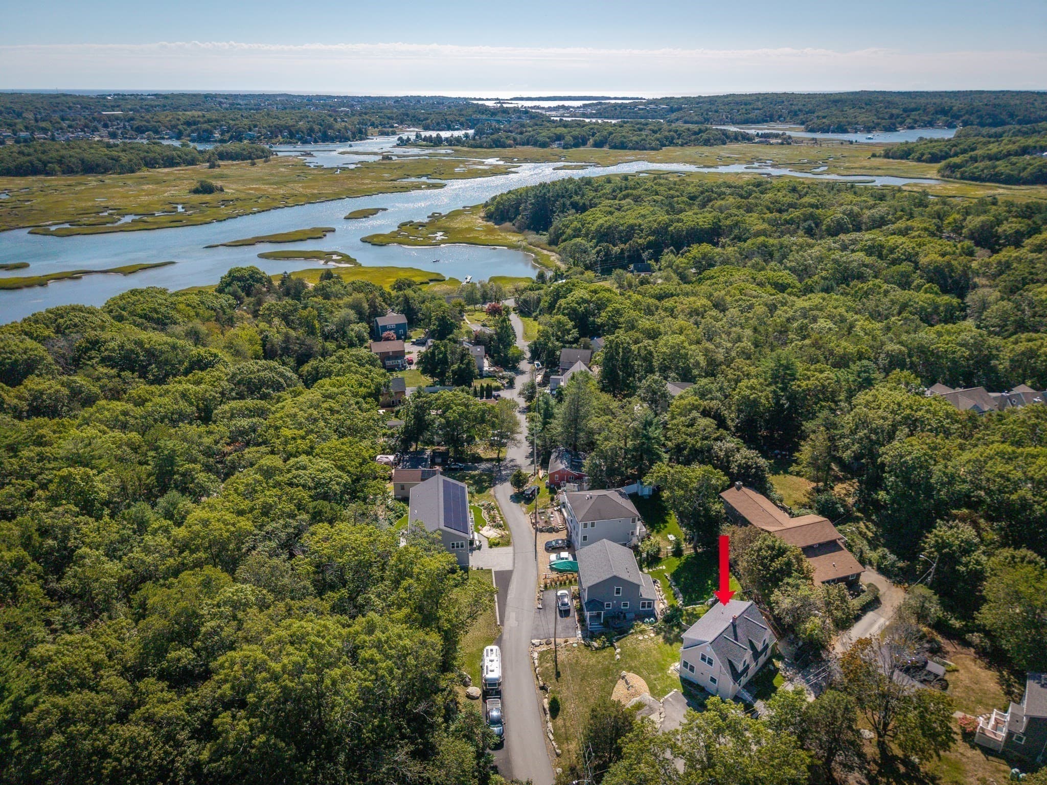 2 Hunter Road, Gloucester MA 01930