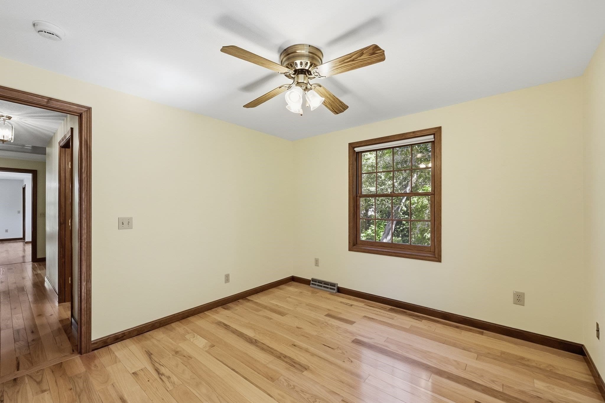 Single Family Residence at 227 Telegraph Ave, Chicopee MA 01020, Chicopee, photo 28 of 42