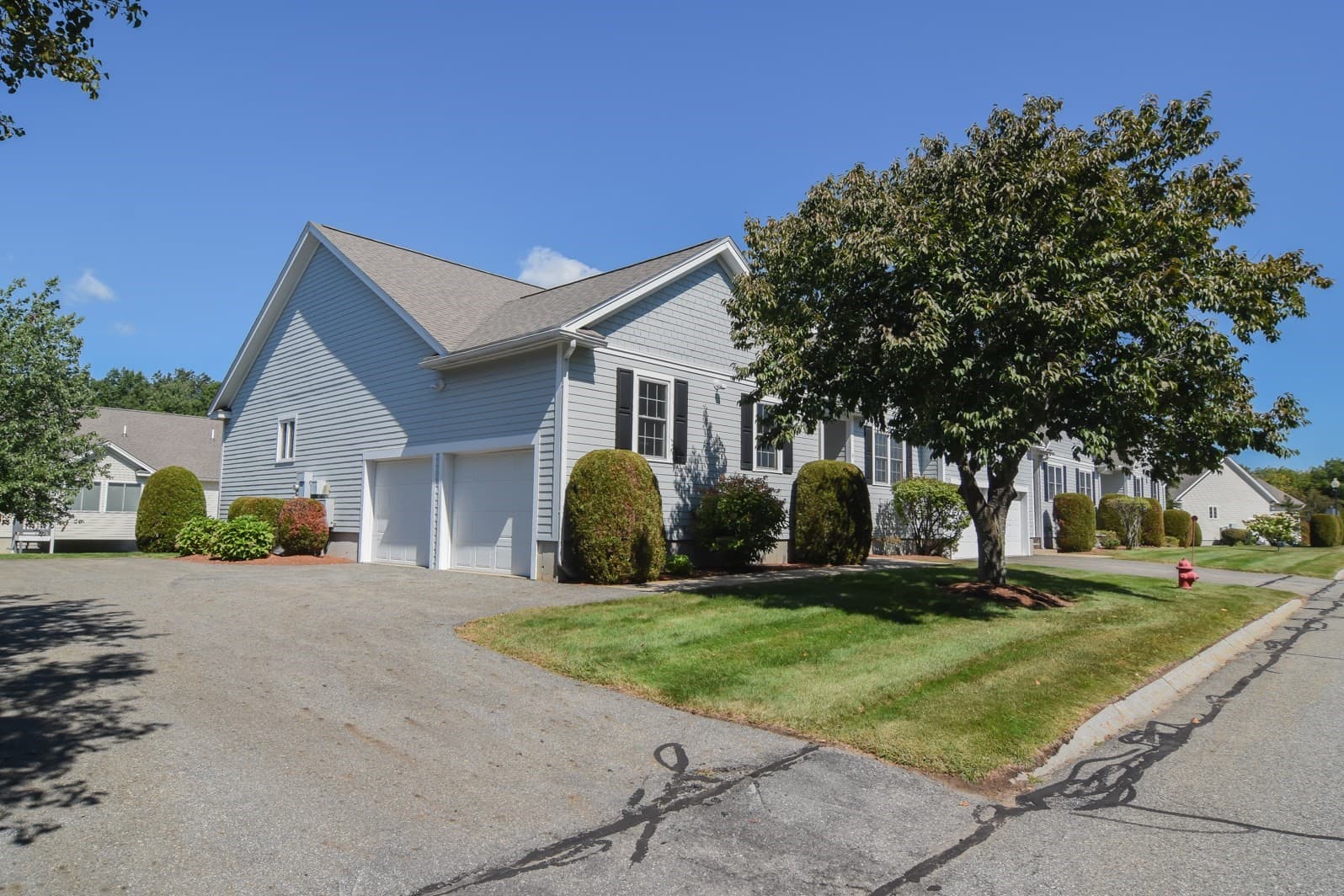 Condominium at 5 Village Ln # 5, Methuen MA 01844, Methuen, photo 5 of 38