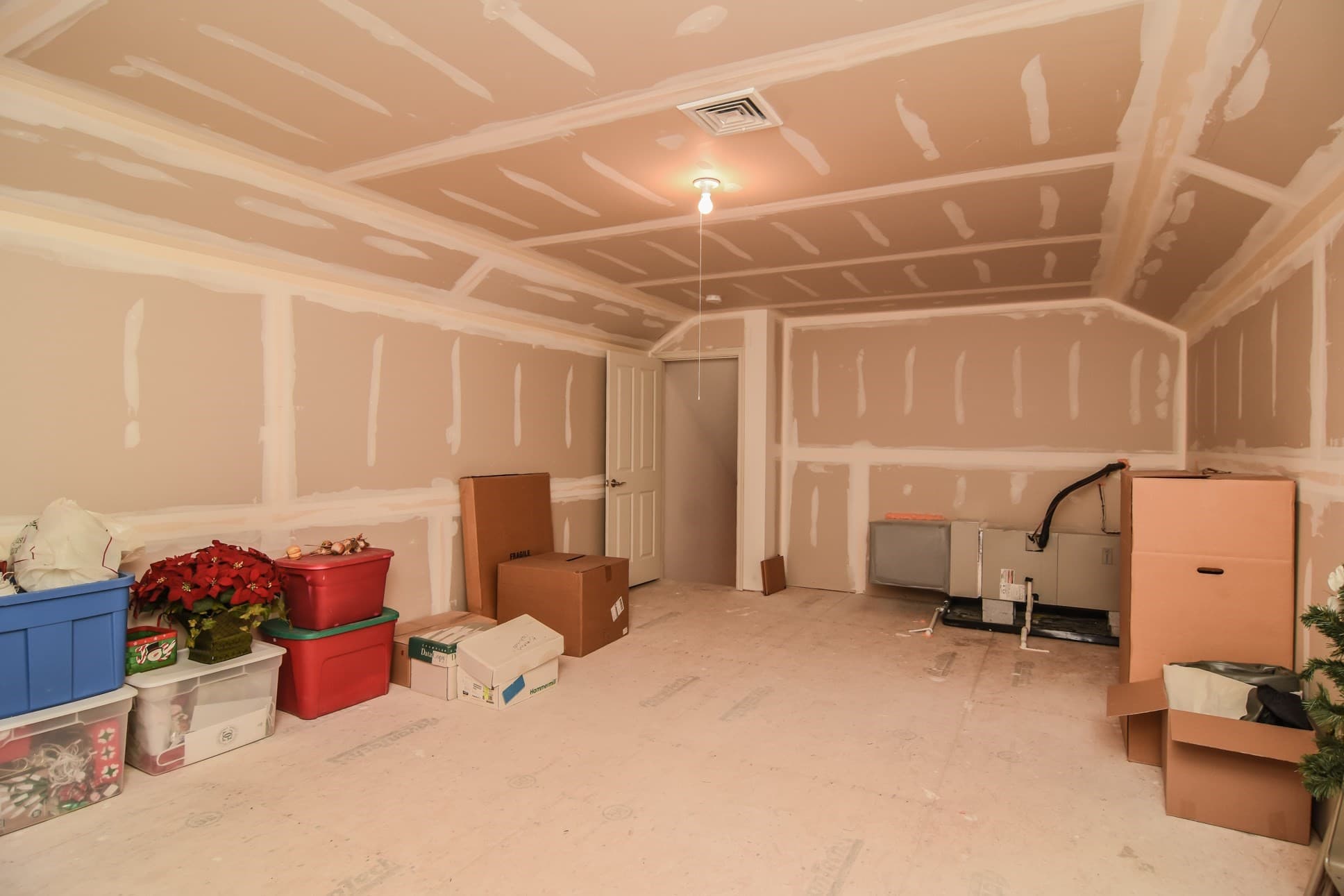 Condominium at 5 Village Ln # 5, Methuen MA 01844, Methuen, photo 34 of 38