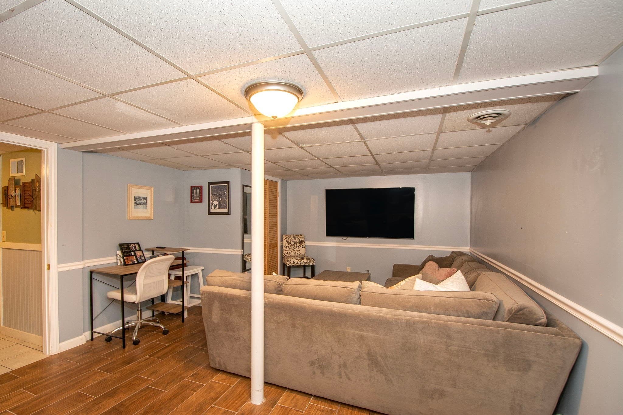 Condominium at 33 Ashley Ln # 33, Middleboro MA 02346, Middleboro, photo 32 of 37