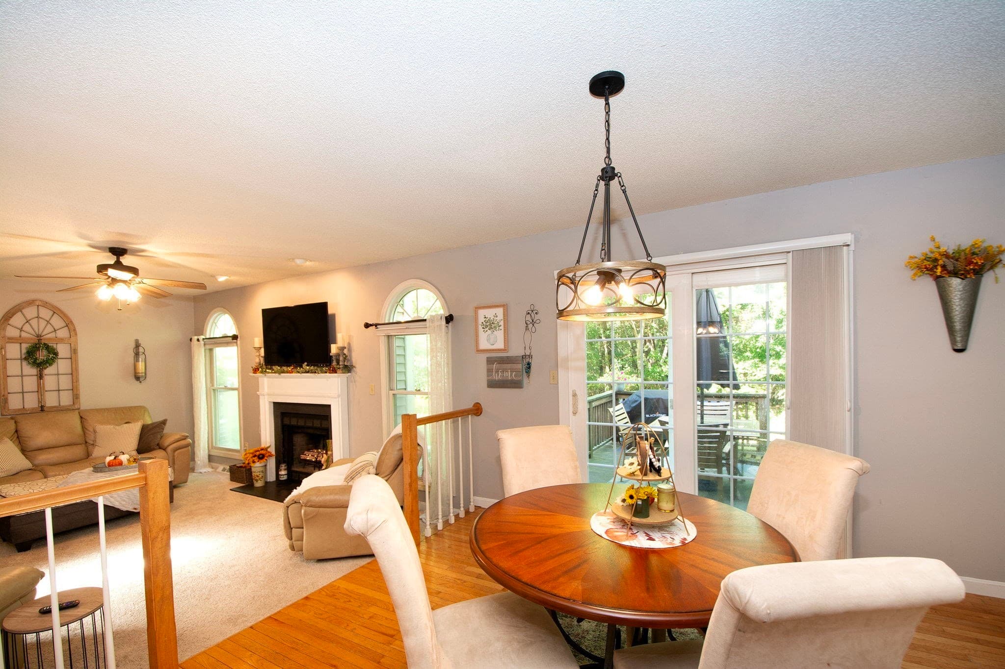 Condominium at 33 Ashley Ln # 33, Middleboro MA 02346, Middleboro, photo 14 of 37