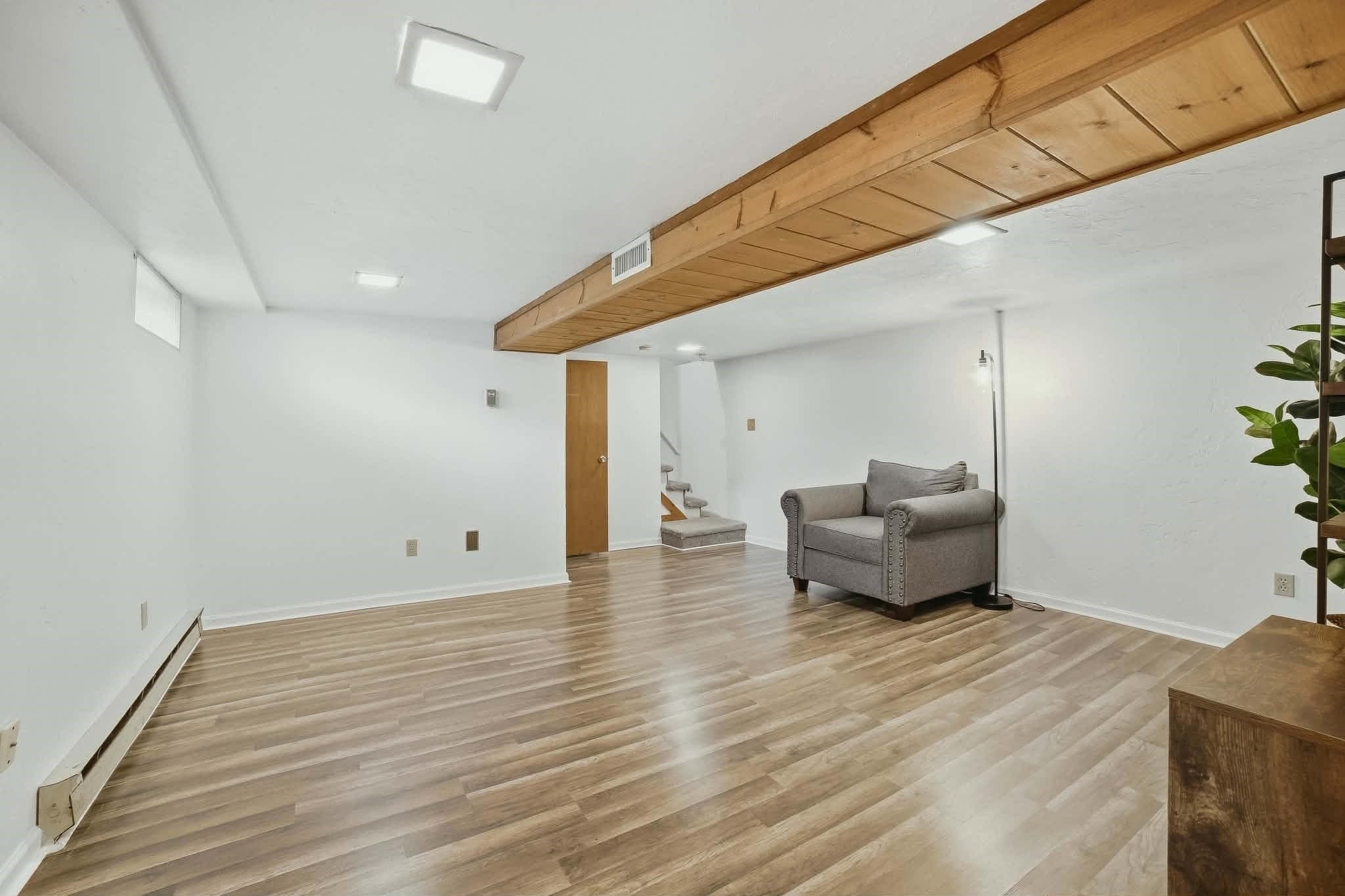 Single Family Residence at 19 Harold St, Worcester MA 01604, Worcester, photo 20 of 28