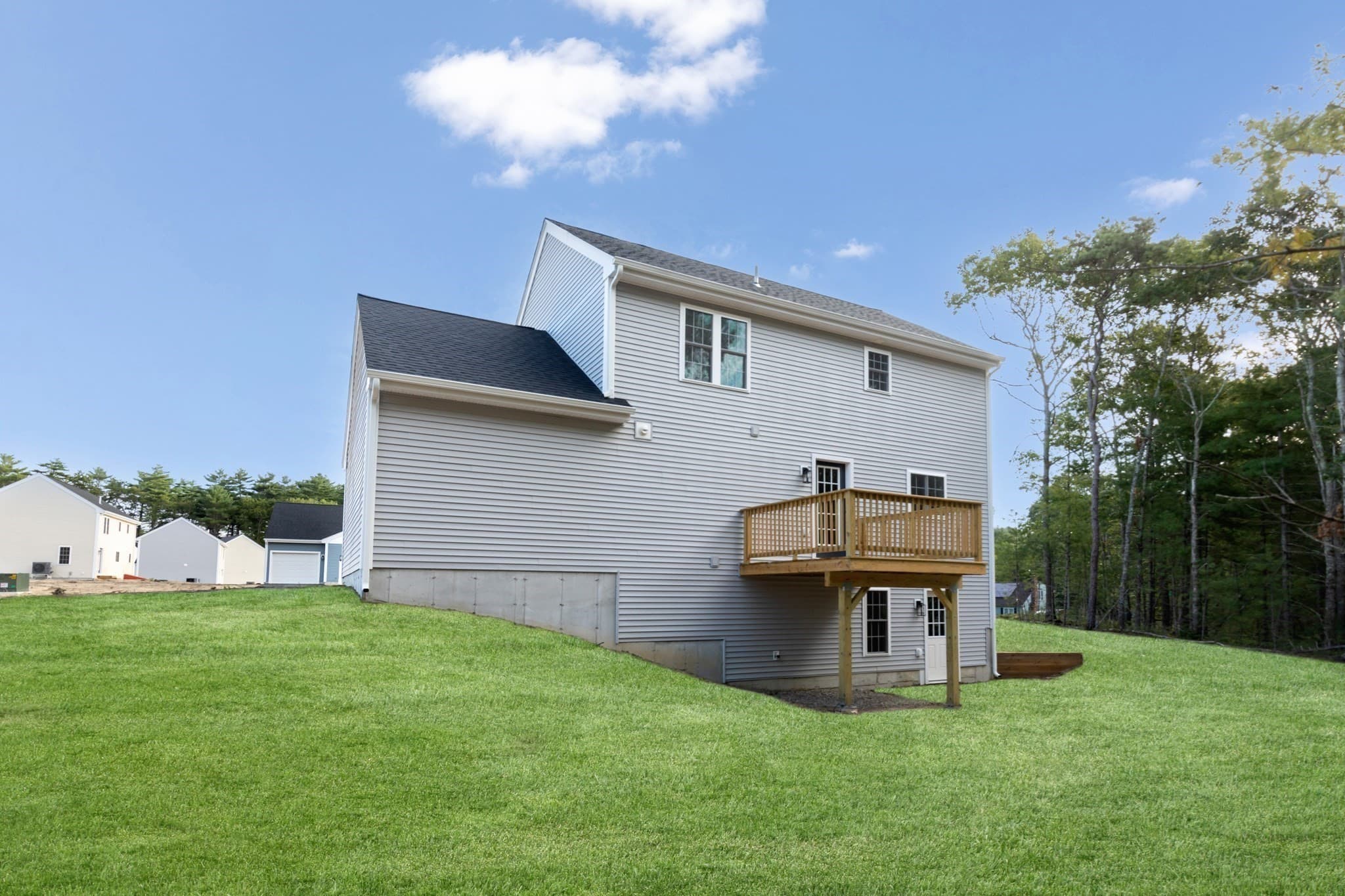 Single Family Residence at 4 Lady Bug Ln, Plymouth MA 02360, Plymouth, photo 2 of 29