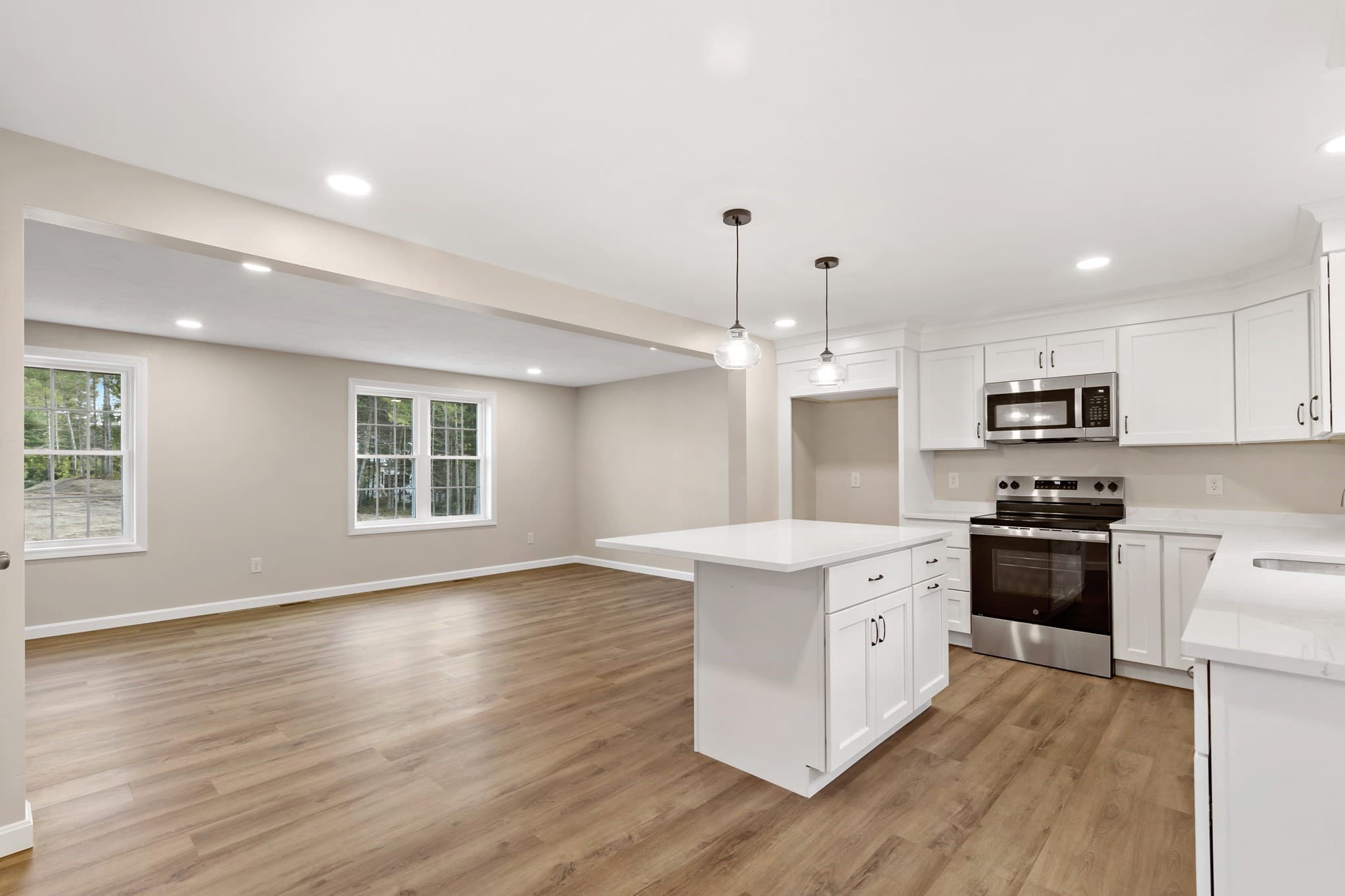 Single Family Residence at 4 Lady Bug Ln, Plymouth MA 02360, Plymouth, photo 9 of 29