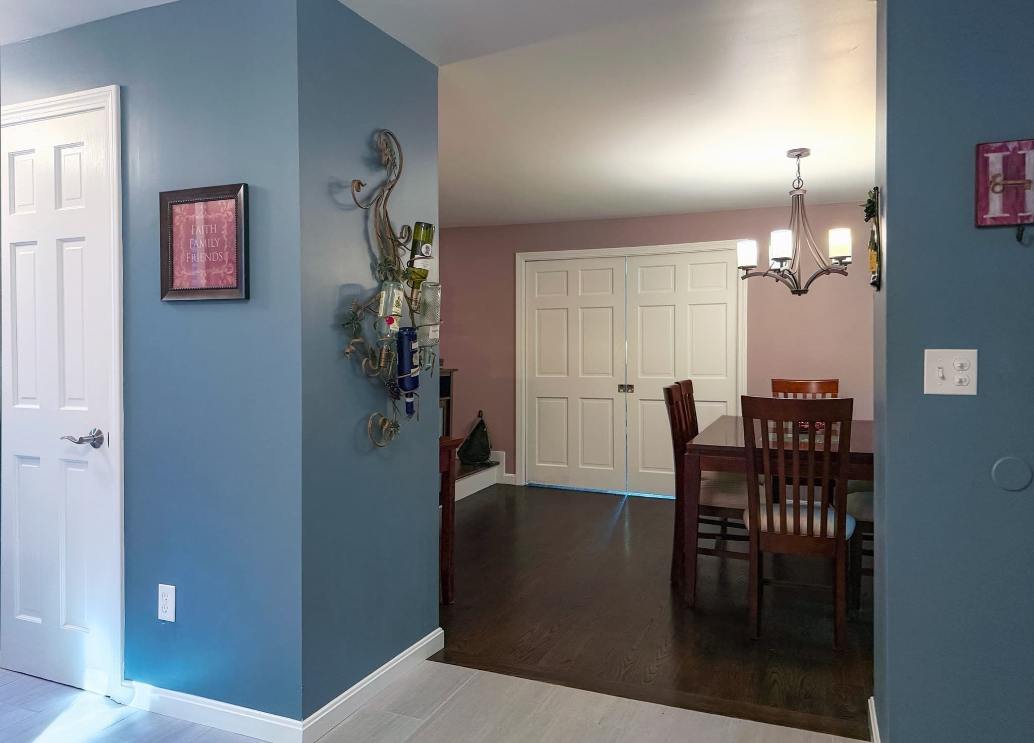 Single Family Residence at 20 Charlton St, Sturbridge MA 01566, Sturbridge, photo 6 of 26