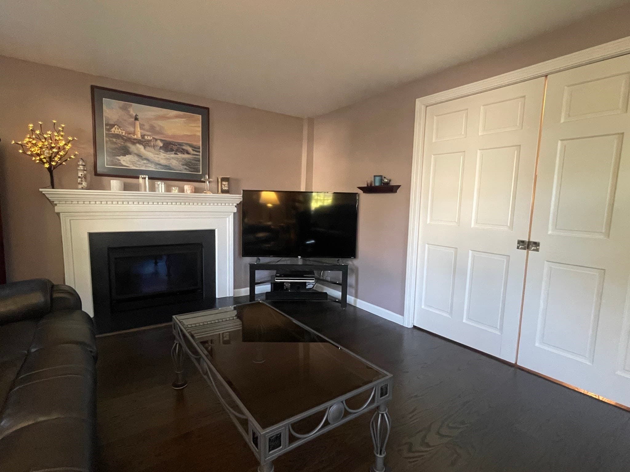 Single Family Residence at 20 Charlton St, Sturbridge MA 01566, Sturbridge, photo 5 of 26